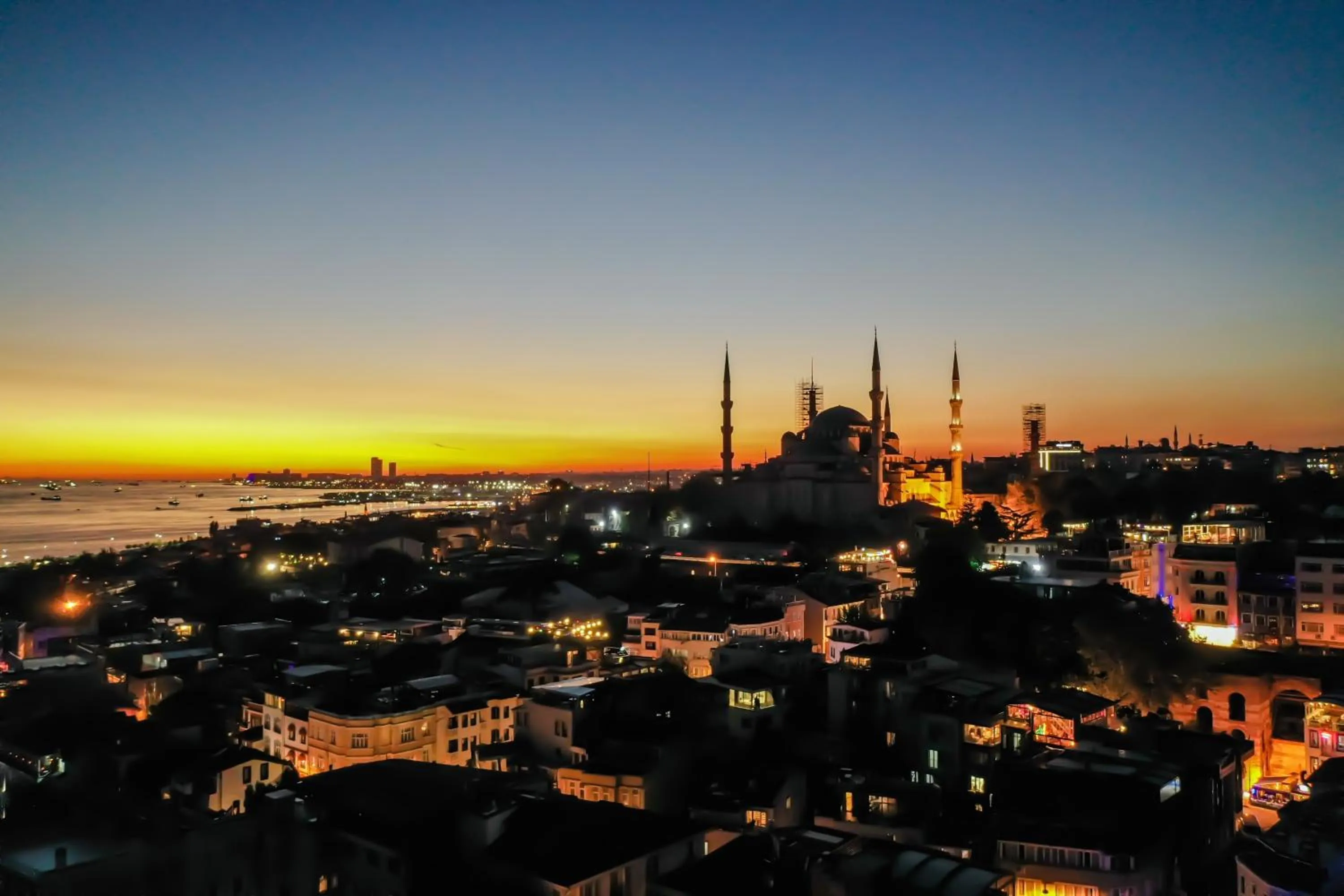 Area and facilities in The Camelot Hotel