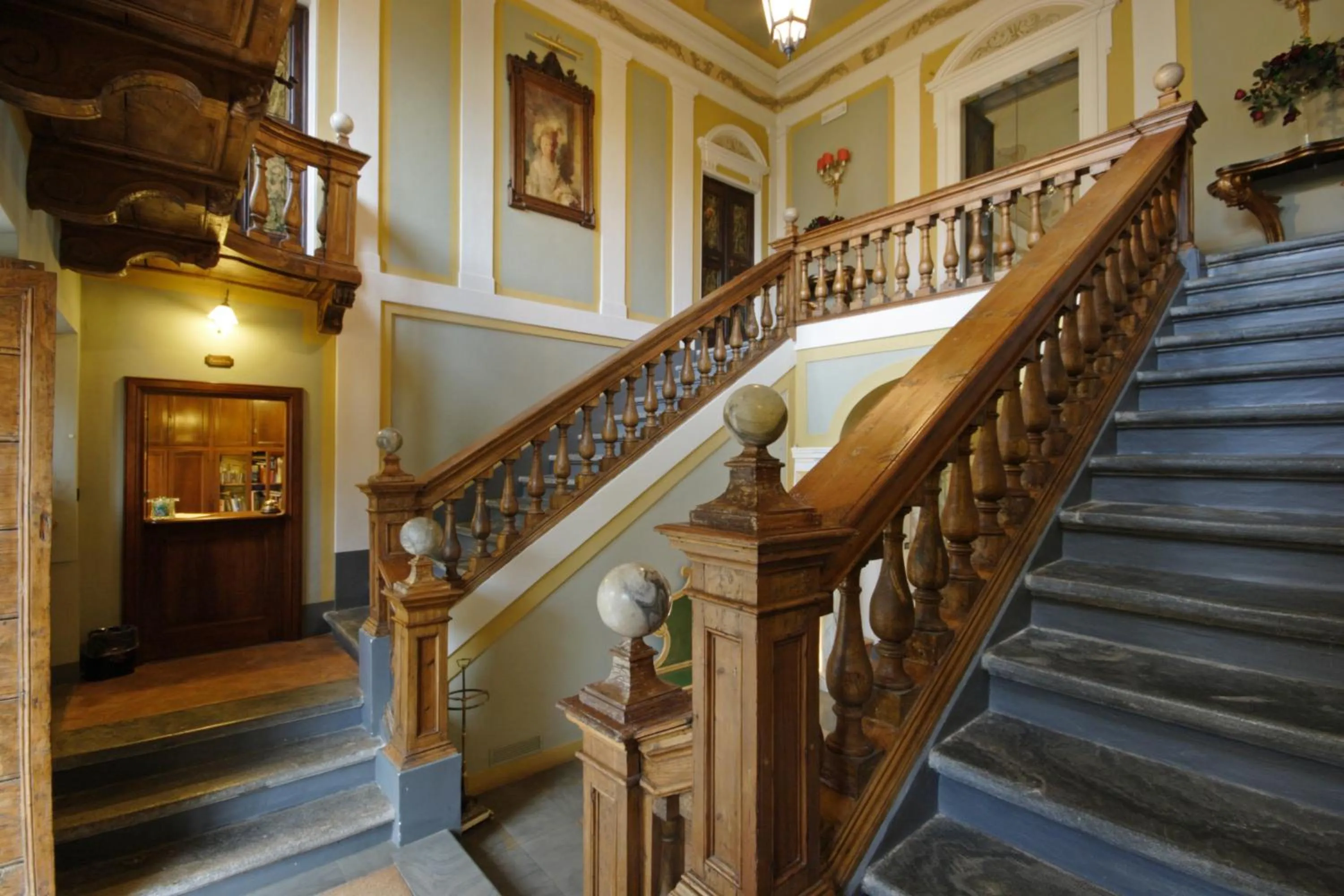 Facade/entrance in Marchese Del Grillo
