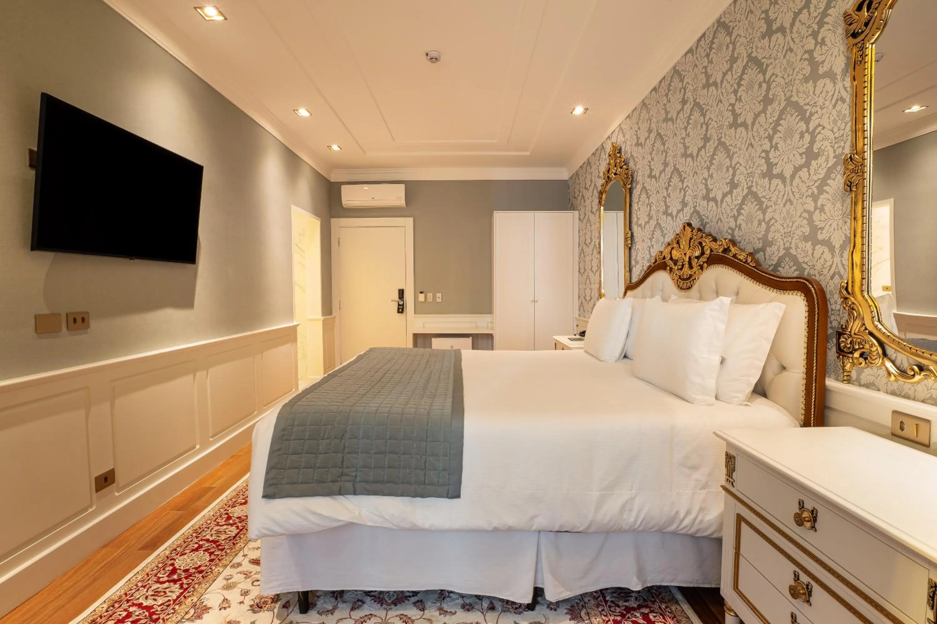 Bed in Pousada Luis XV