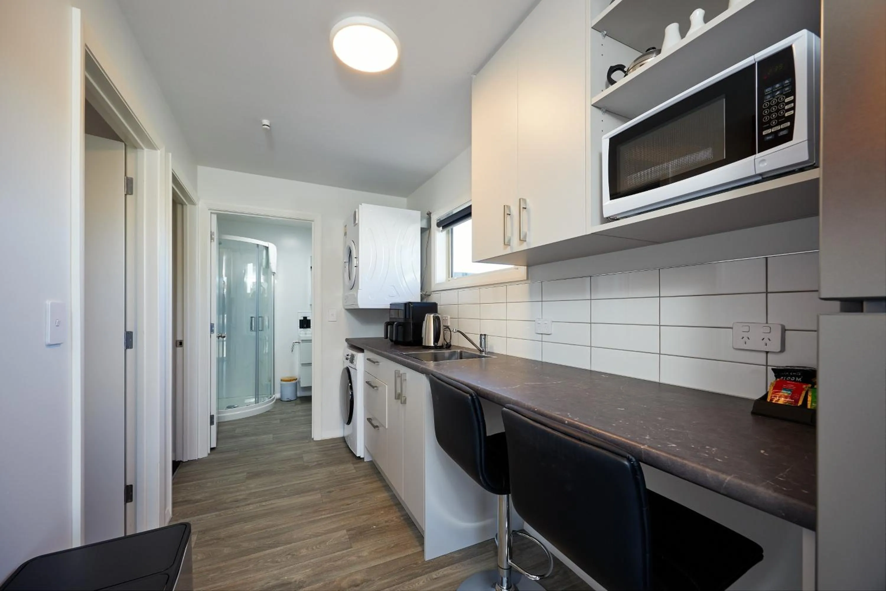 Kitchen or kitchenette in The White Morph - Heritage Collection