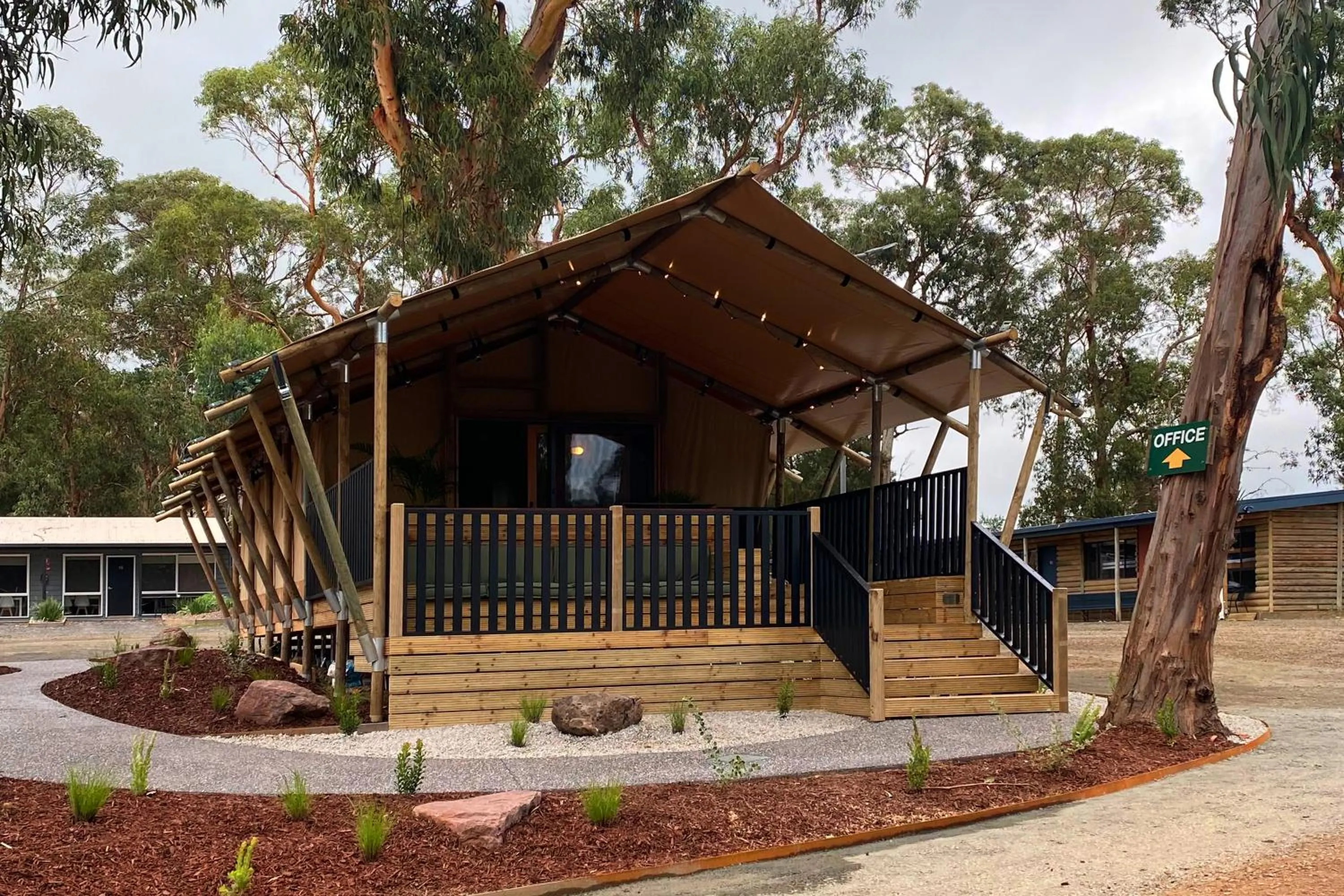 Property building in Phillip Island Park Lane Holiday Park