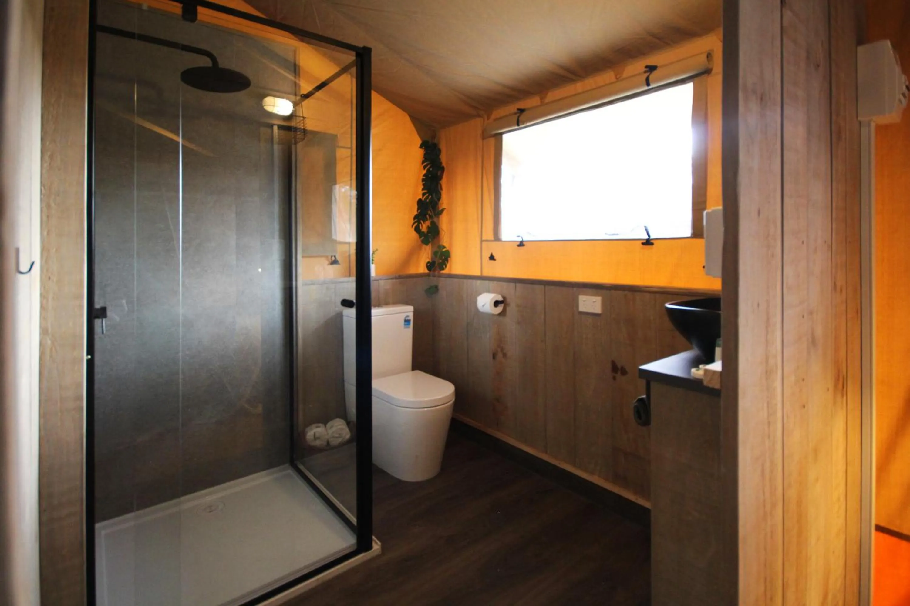 Bathroom in Phillip Island Park Lane Holiday Park