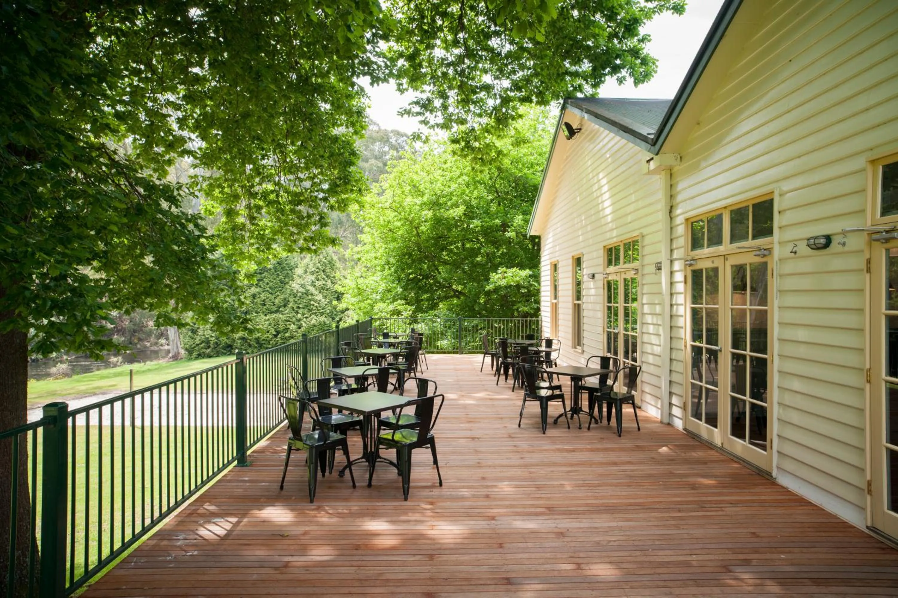 Balcony/Terrace in Oscar's On The Yarra