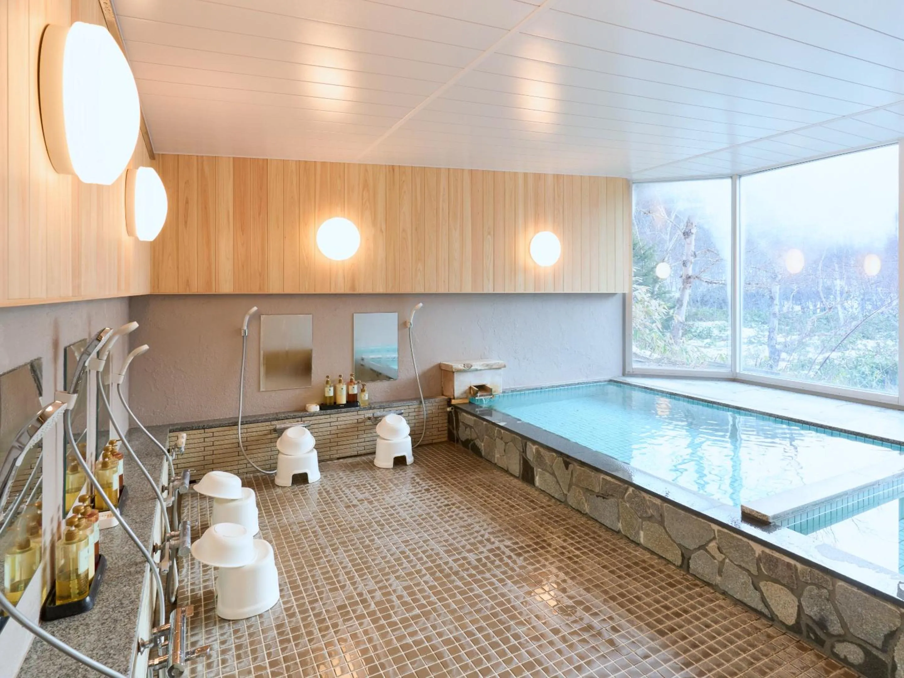 Public Bath in Ishinoyu Lodge