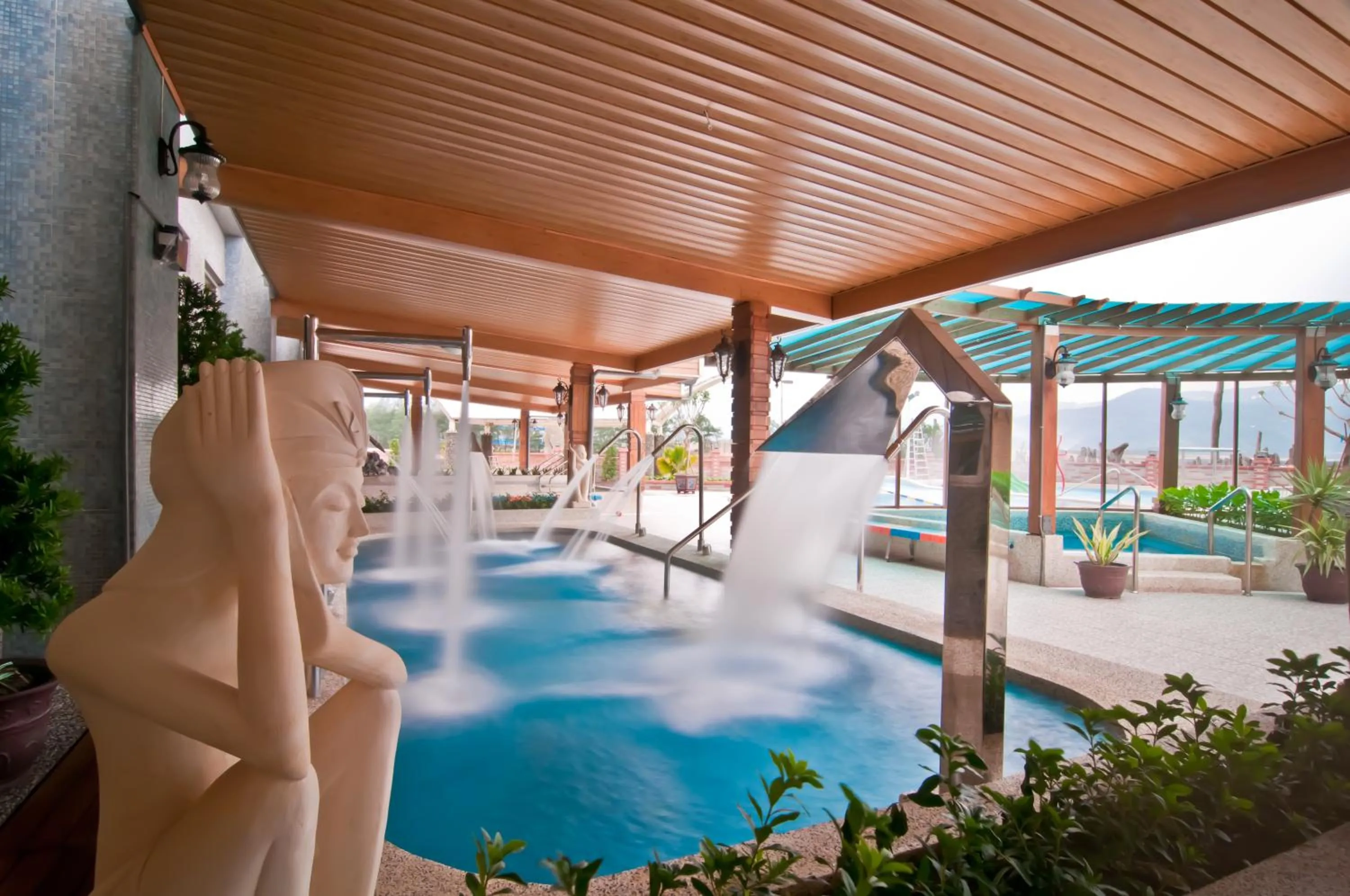 Swimming pool in JinShan Sakura Bay Hot Spring Hotel