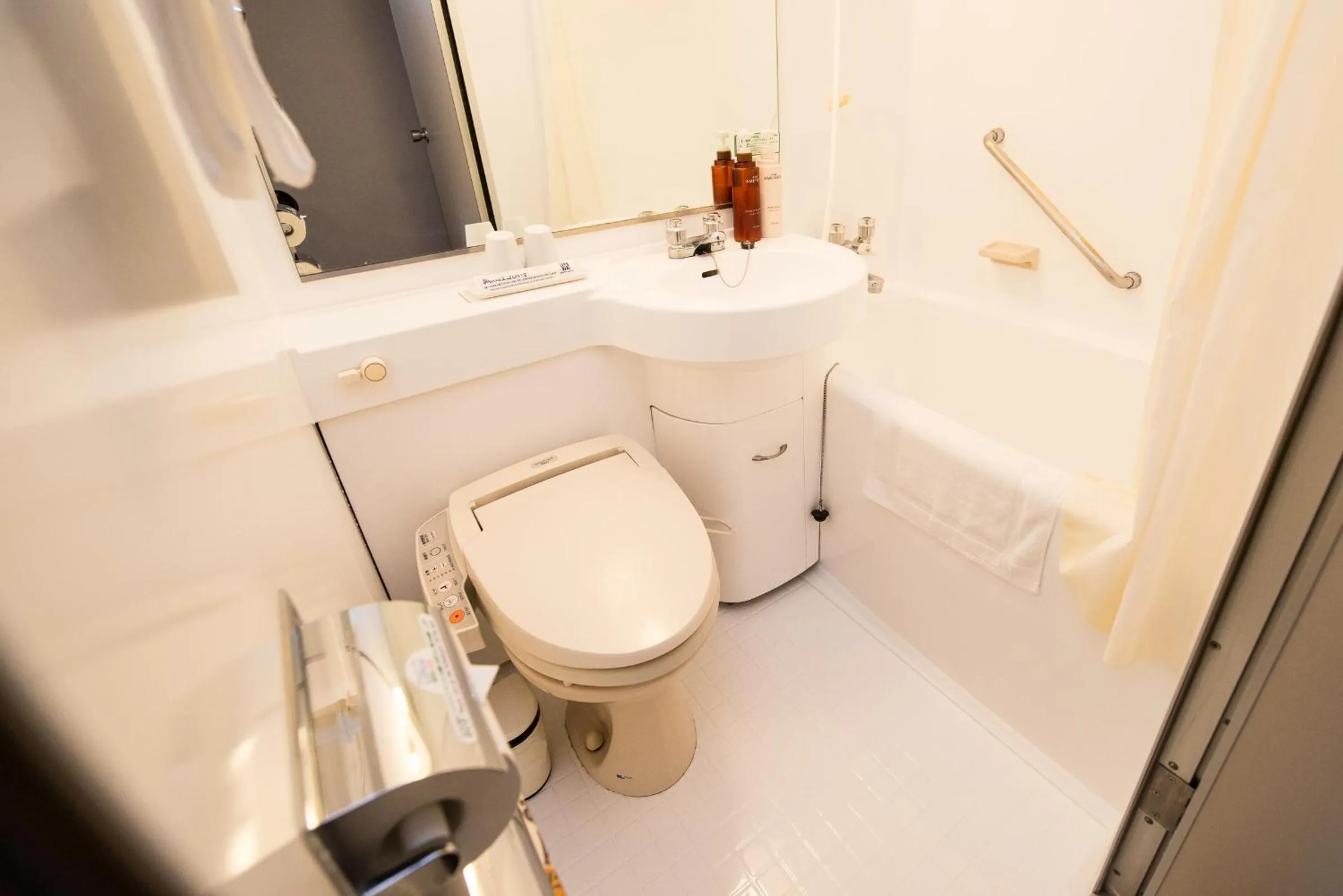 Economy Twin Room - single occupancy - Non-Smoking in Natural Hot Spring SUPER HOTEL Kumamoto Chamber of Commerce