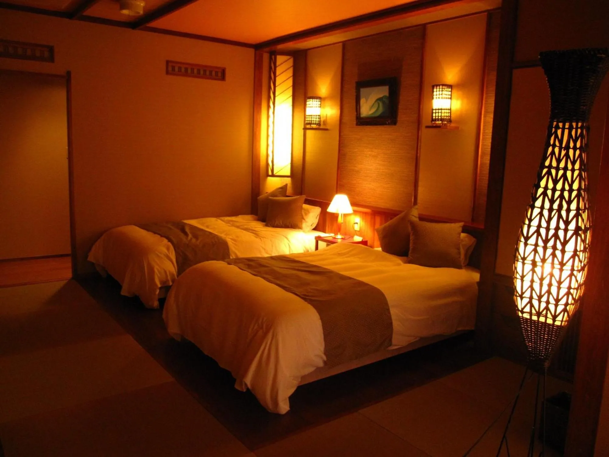 Bedroom, Bed in Inatori Tokai Hotel Yuen