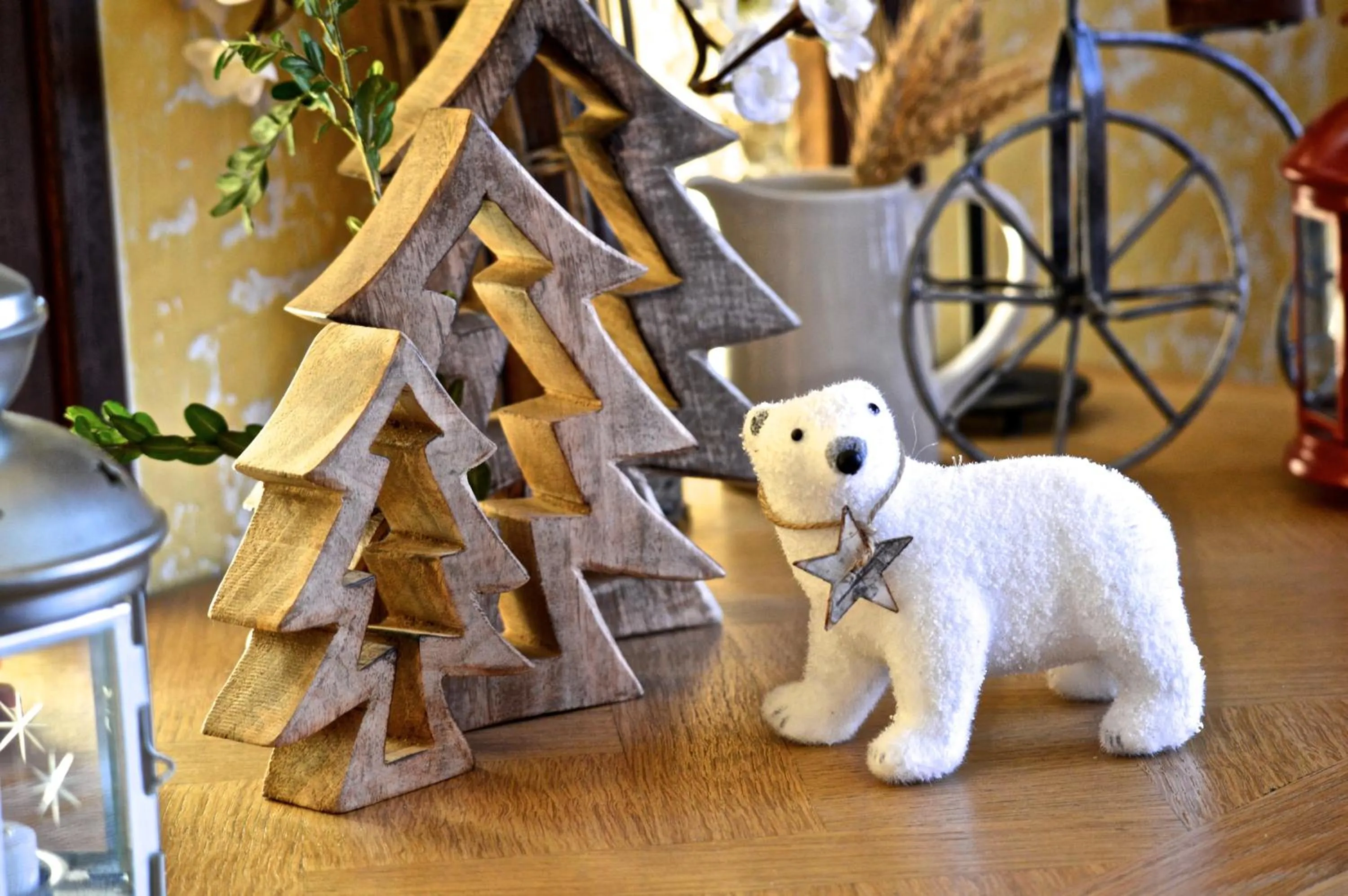 Decorative detail in Hôtel Serre Palas