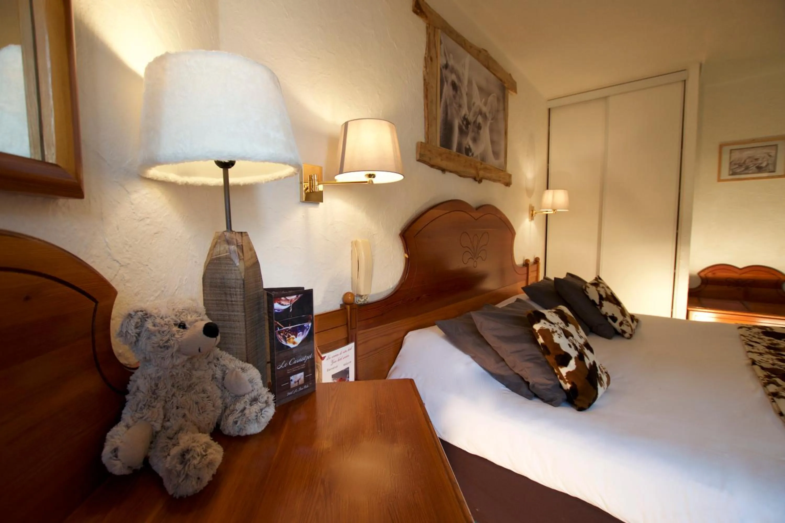 Photo of the whole room in Hôtel Serre Palas