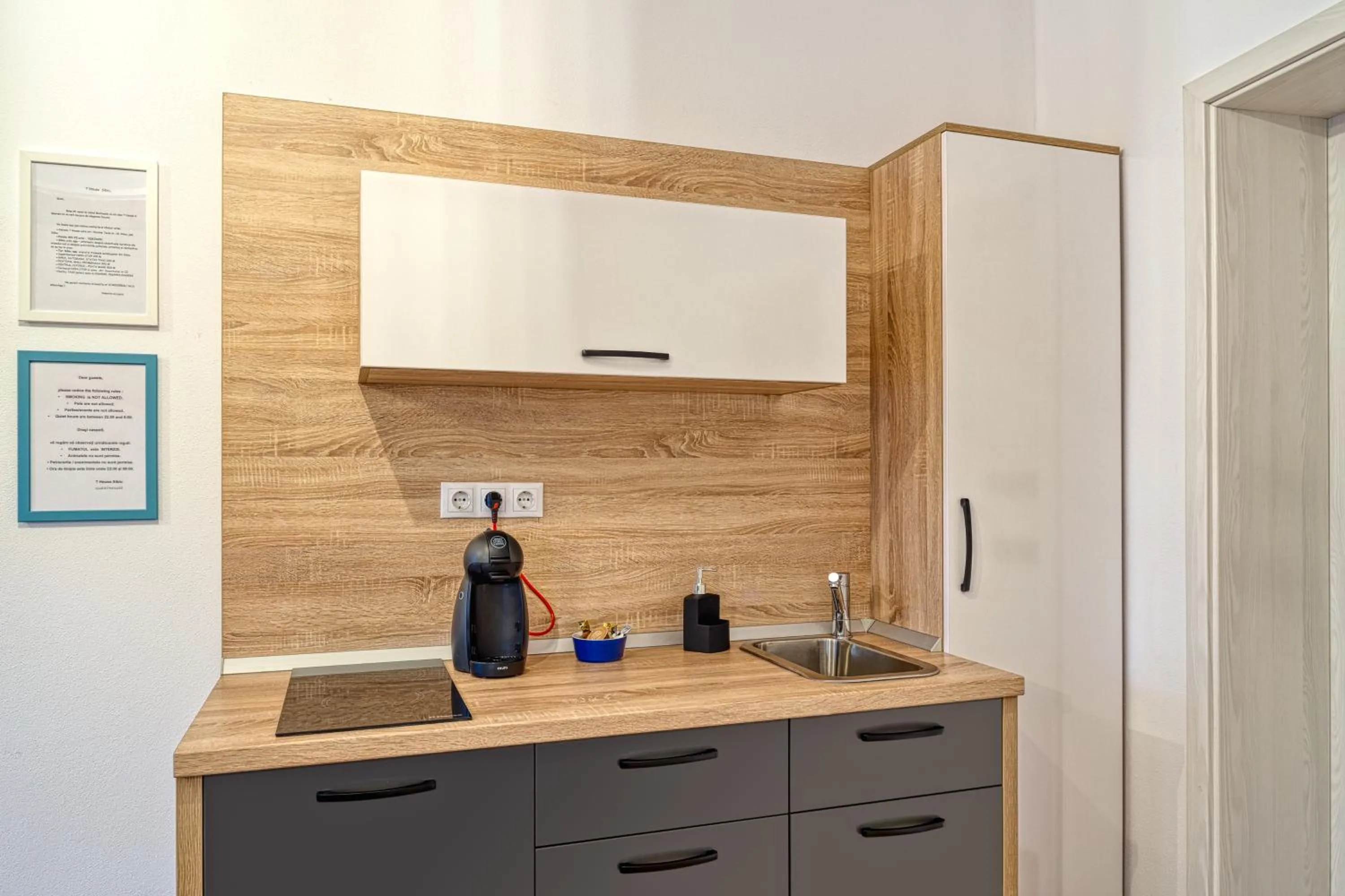 Coffee/tea facilities in T House