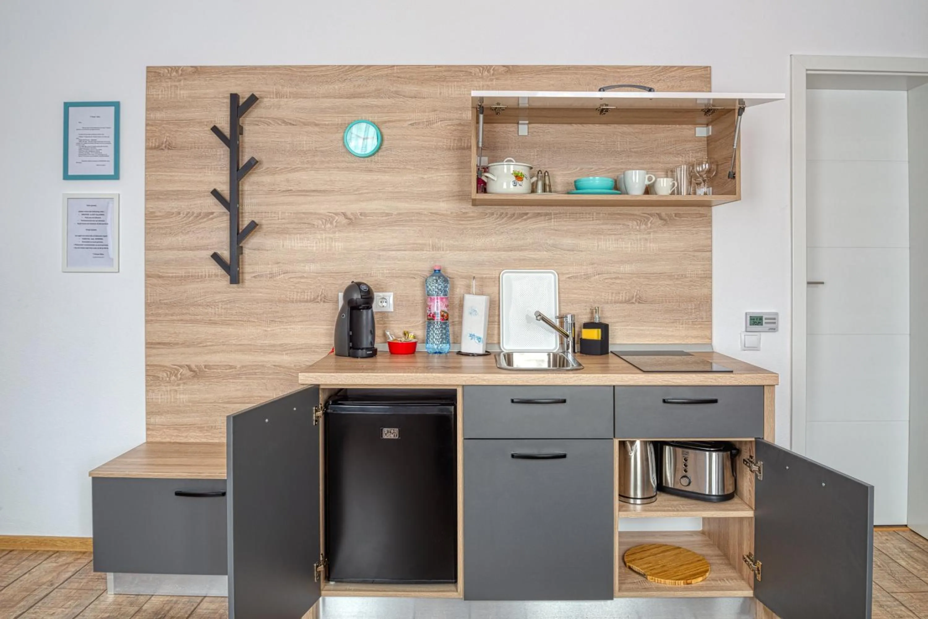 Coffee/tea facilities in T House