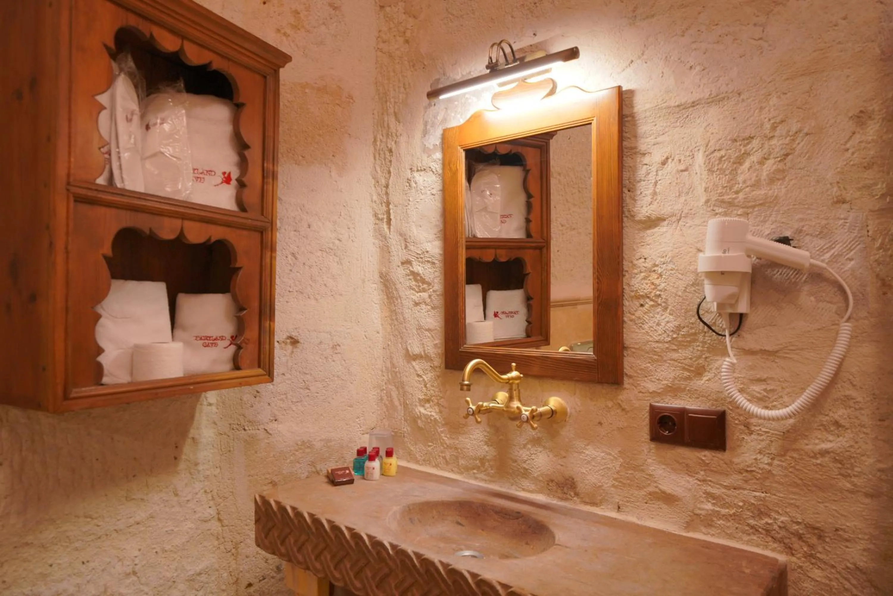 Bathroom in Fairyland Cave Hotel