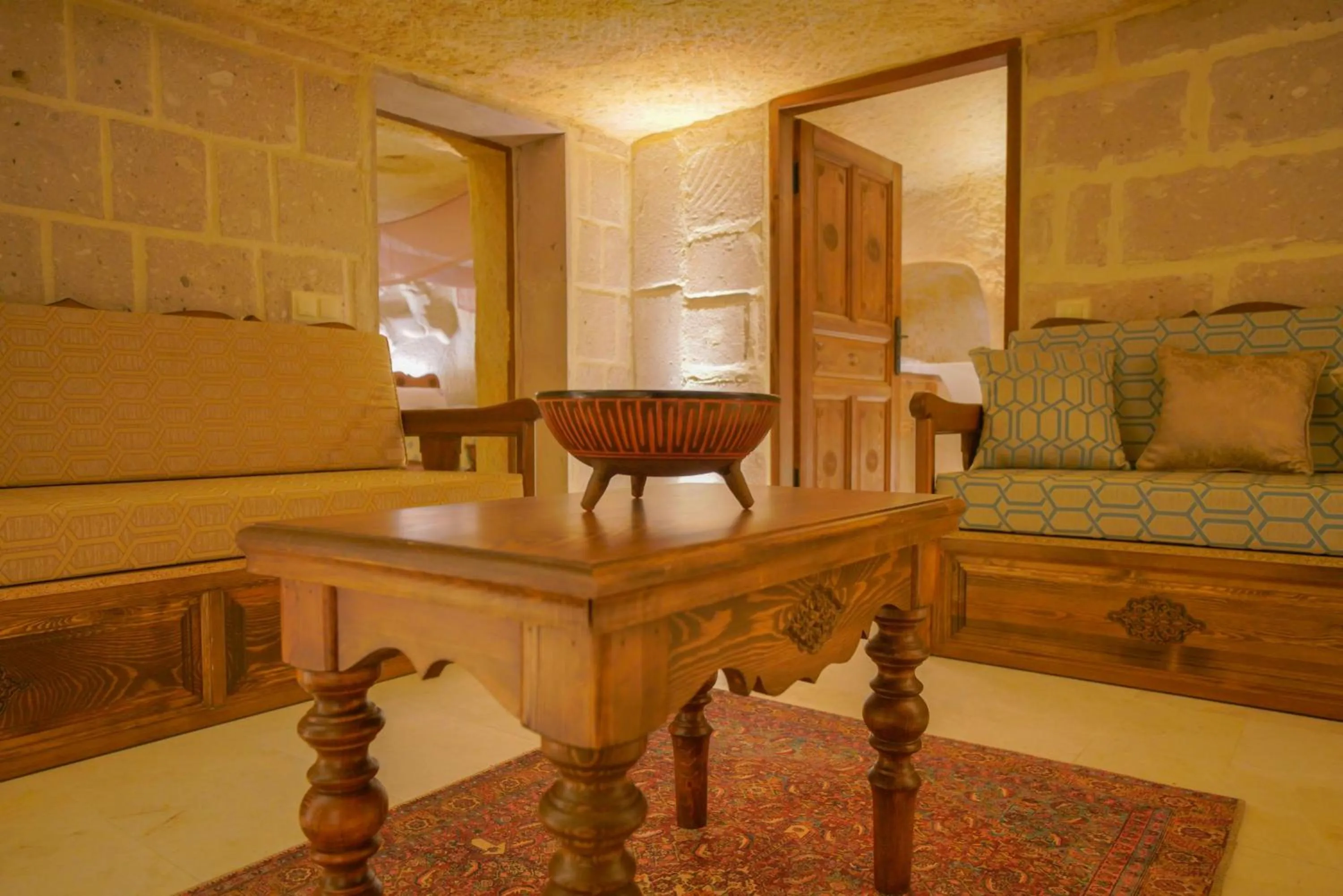 Living room in Fairyland Cave Hotel