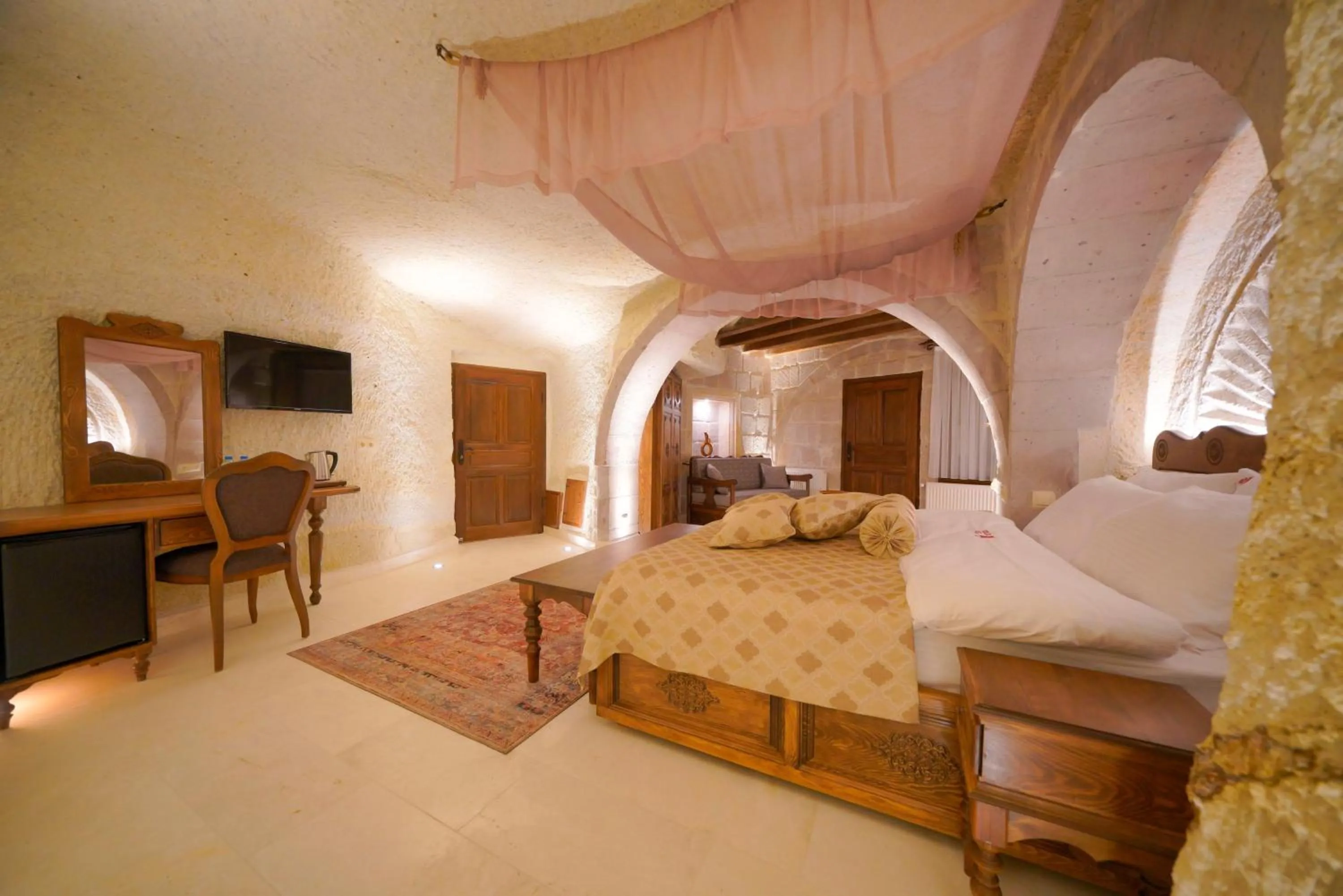 Bed in Fairyland Cave Hotel