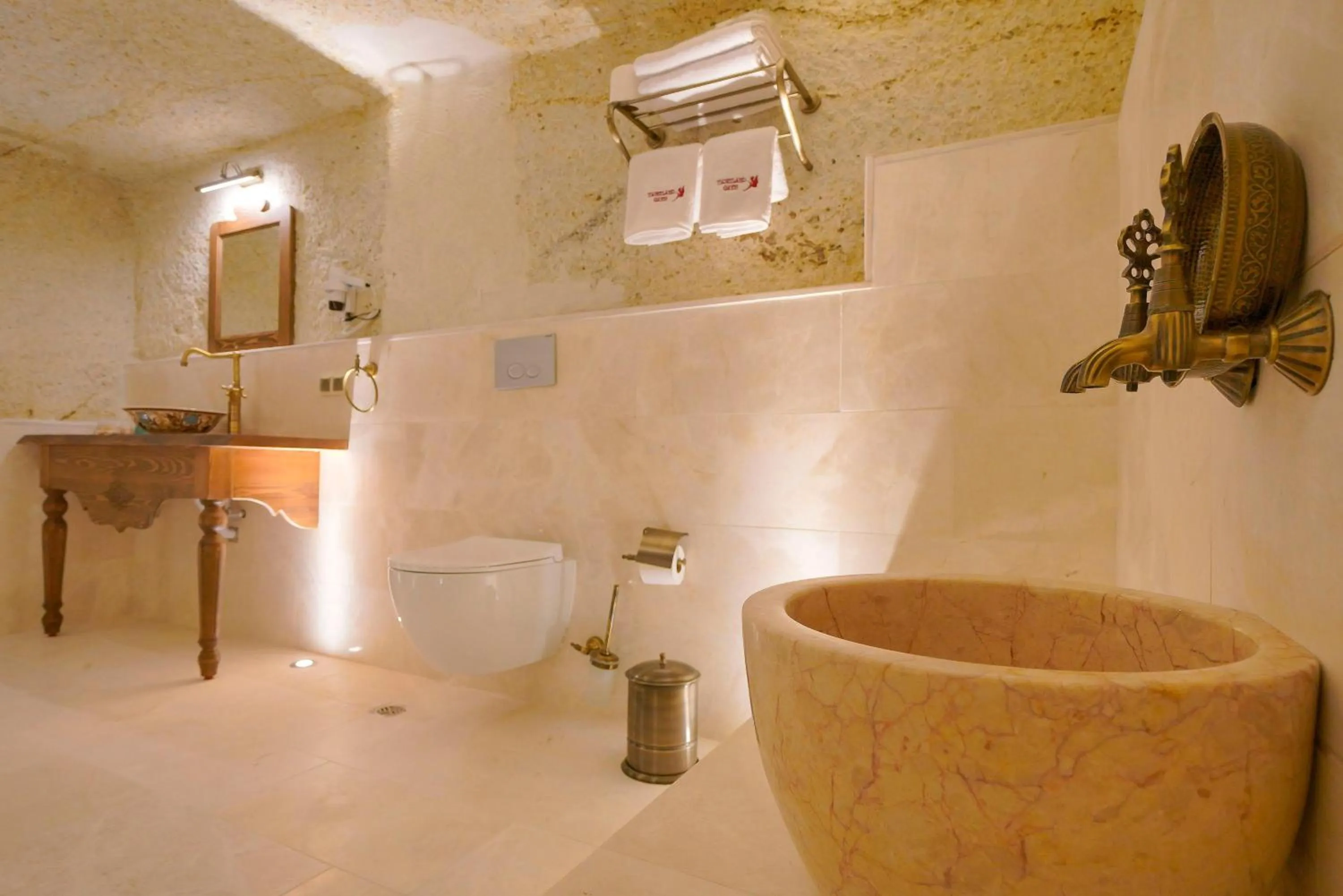 Public Bath in Fairyland Cave Hotel