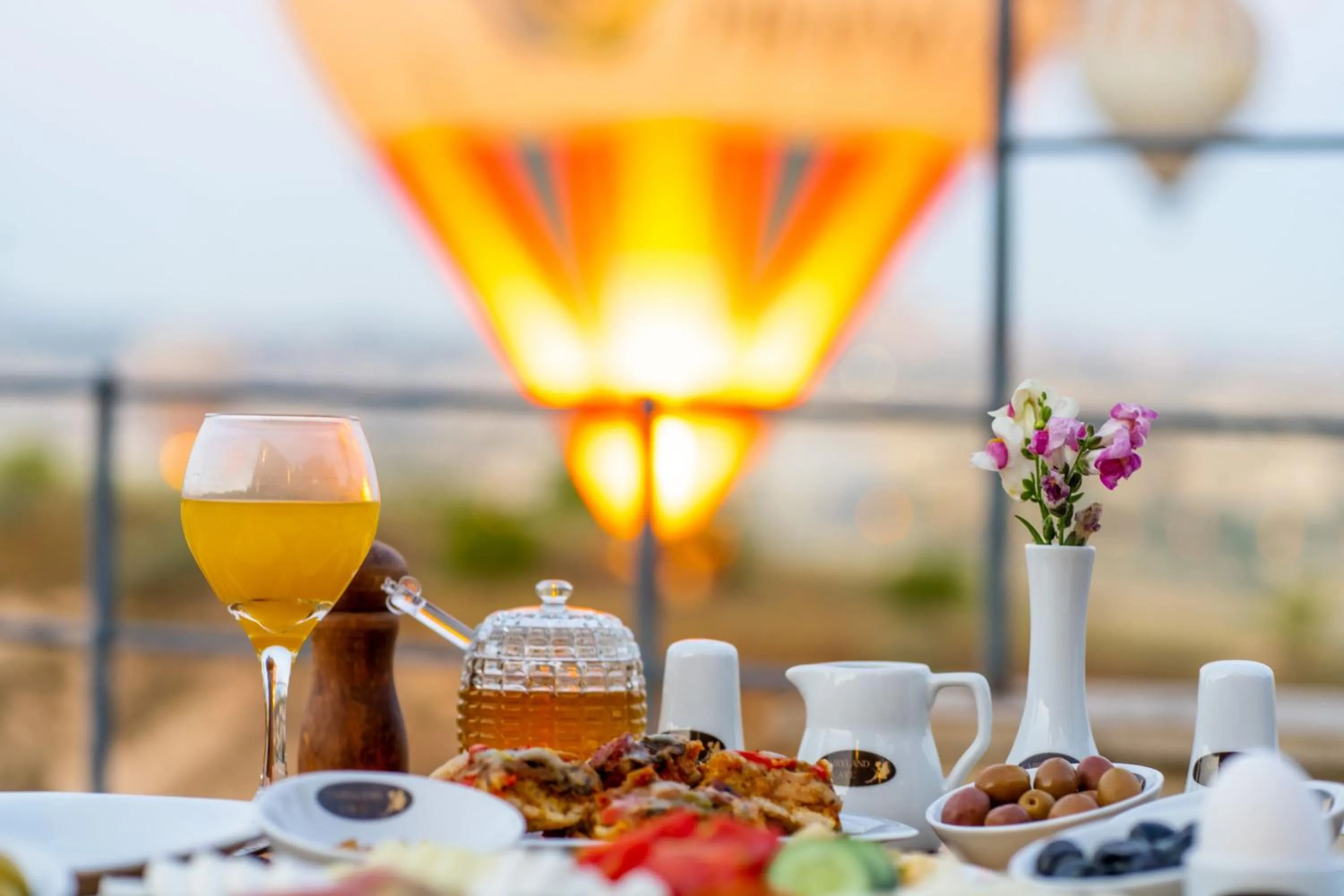 Restaurant/places to eat in Fairyland Cave Hotel