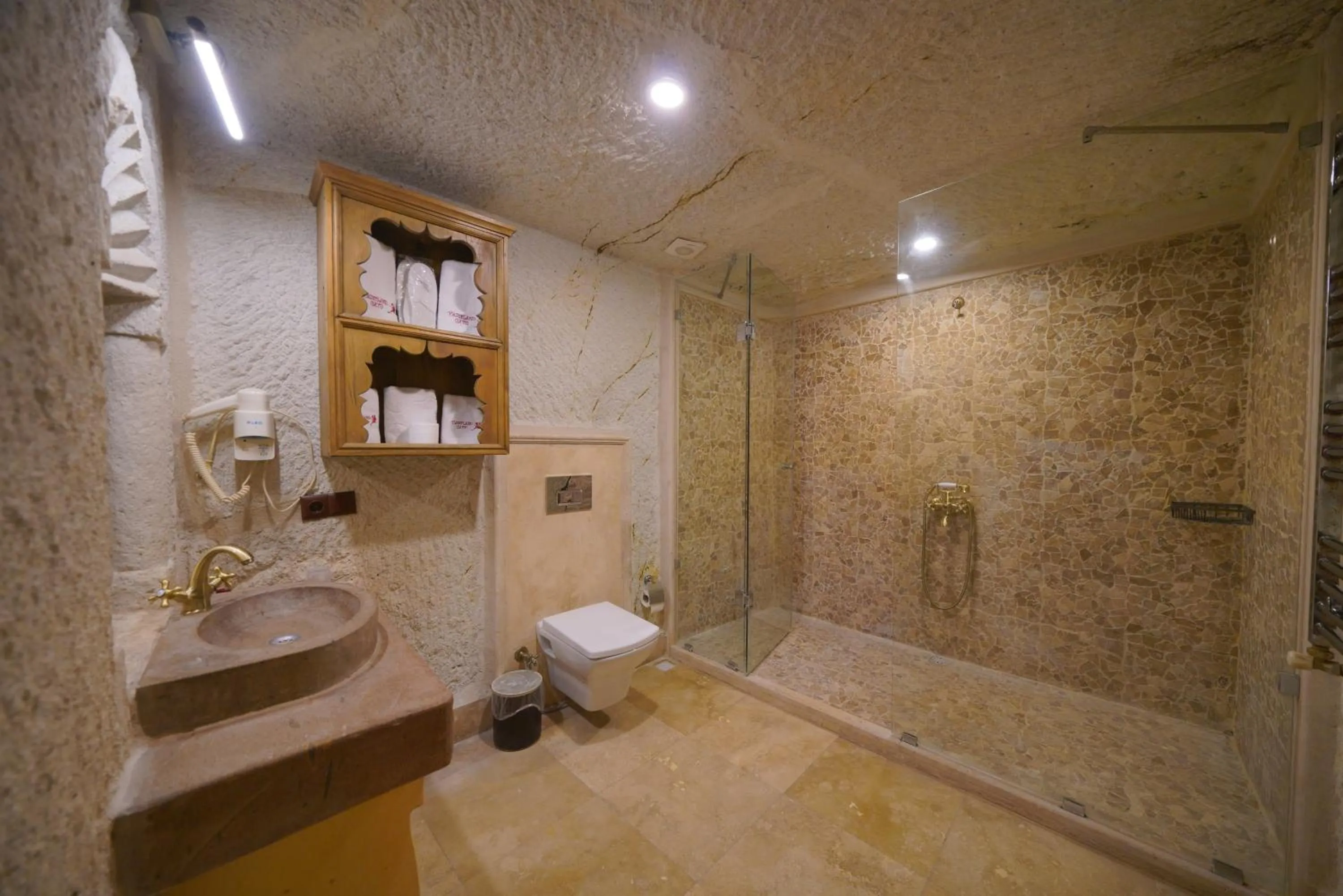 Bathroom in Fairyland Cave Hotel