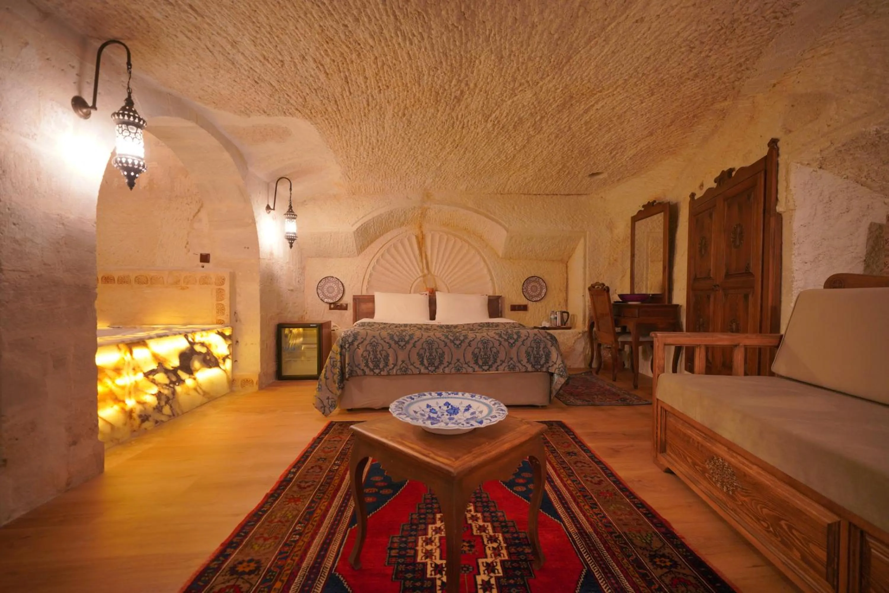 Massage in Fairyland Cave Hotel