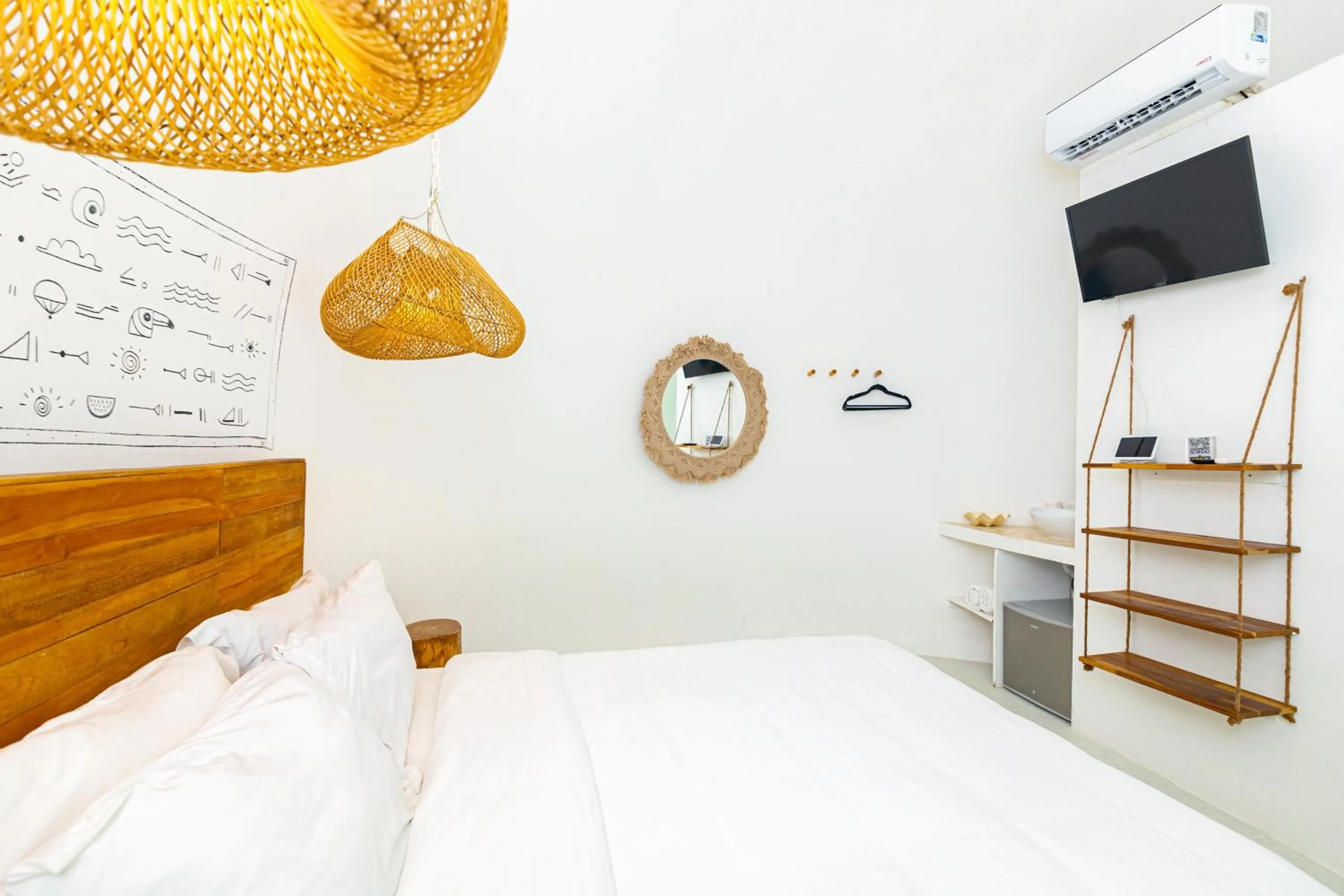 Bed in Igloo Beach Lodge