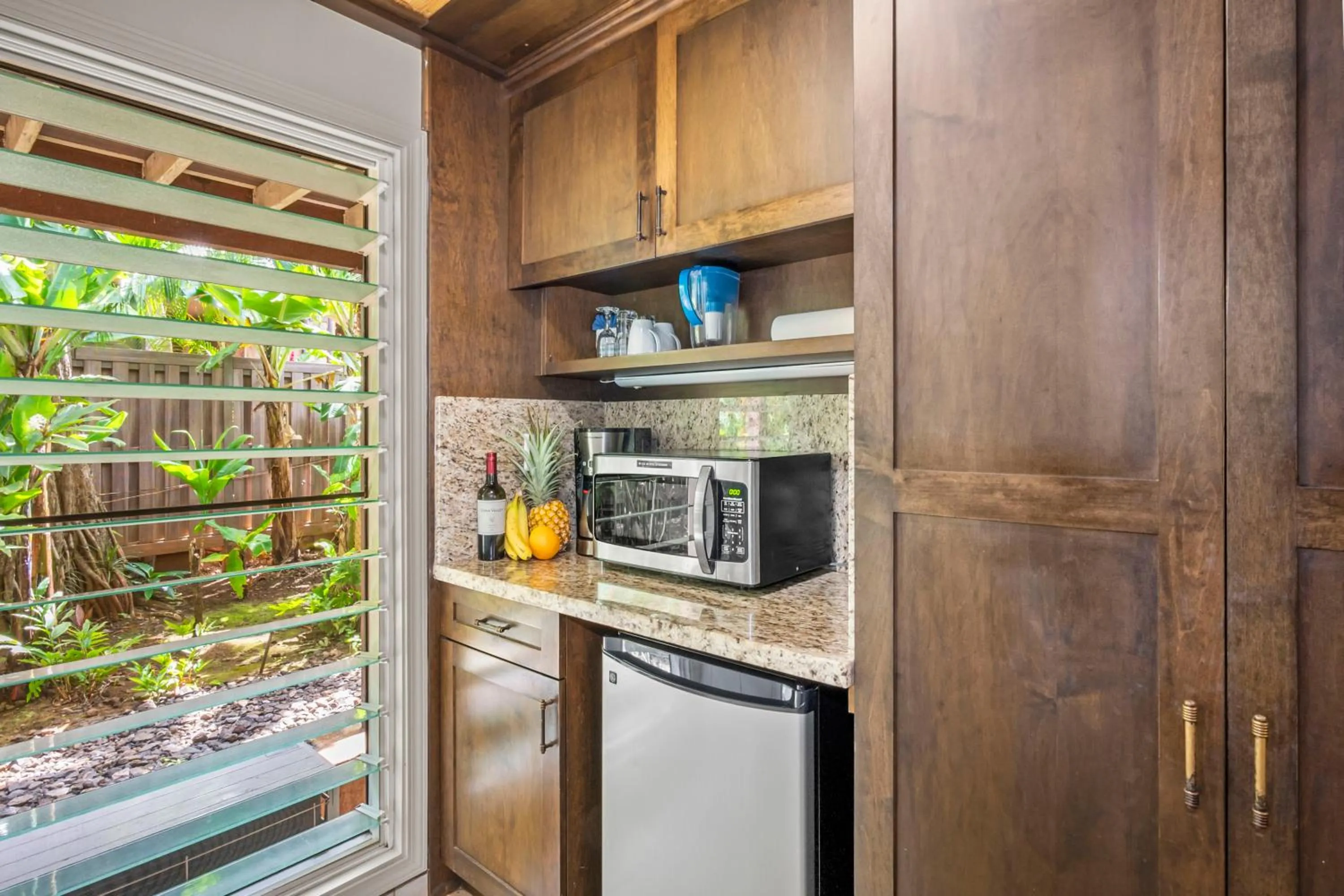 minibar in The Mauian Hotel