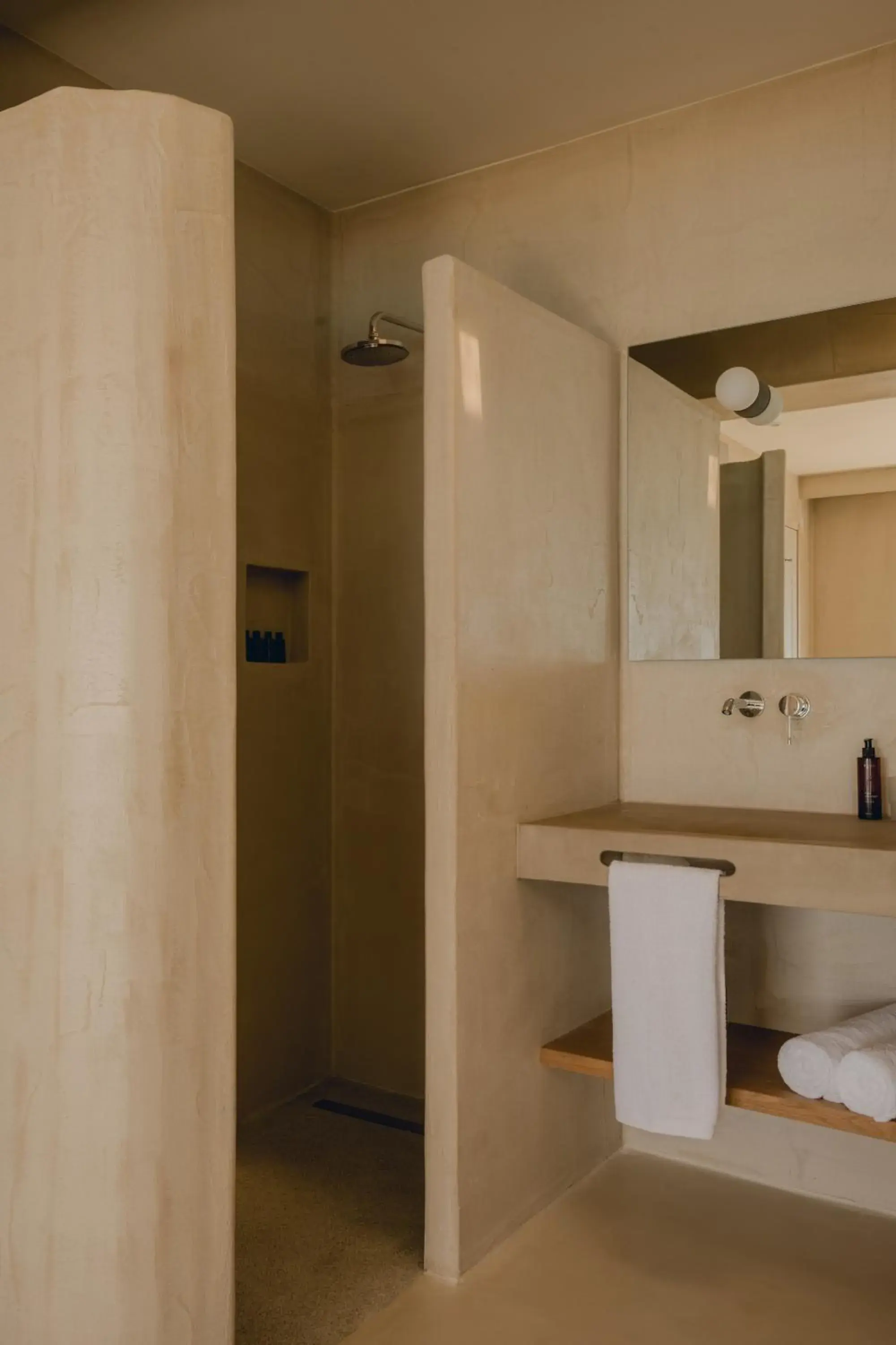 F ZEEN Kefalonia F ZEEN Kefalonia