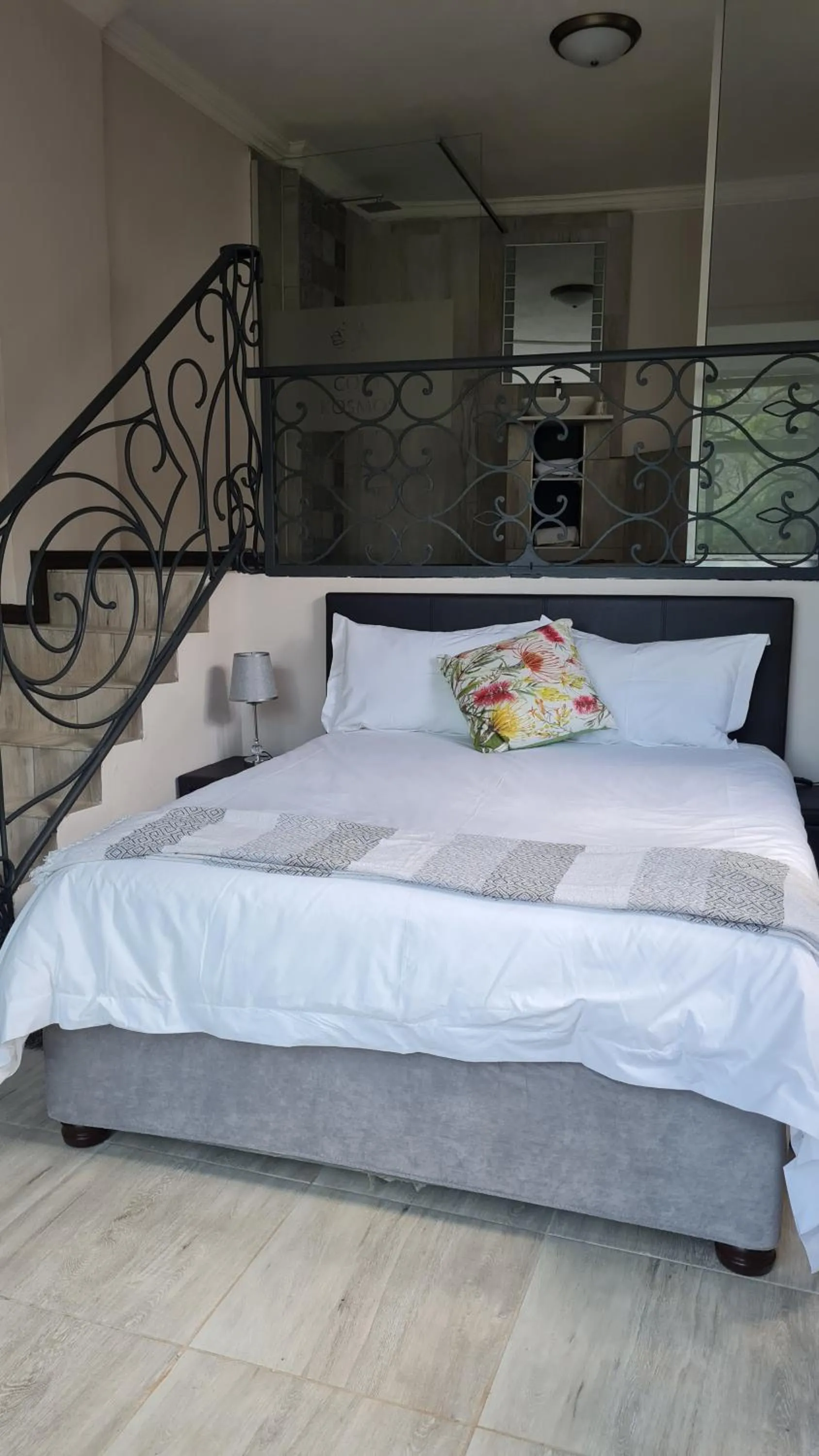 Bed in Cozy Kosmos