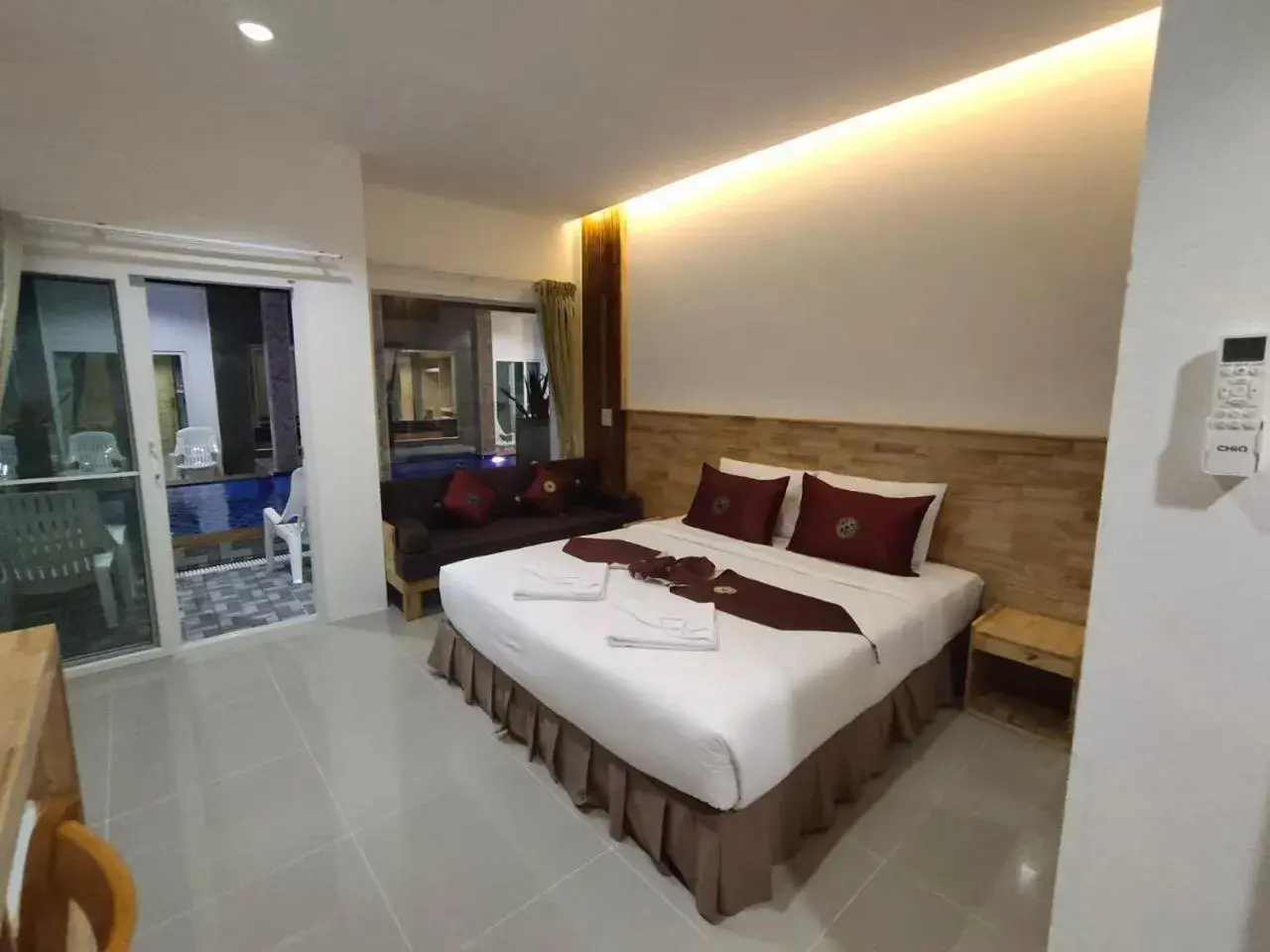 Bed in Yuwadee Resort Bed in Yuwadee Resort