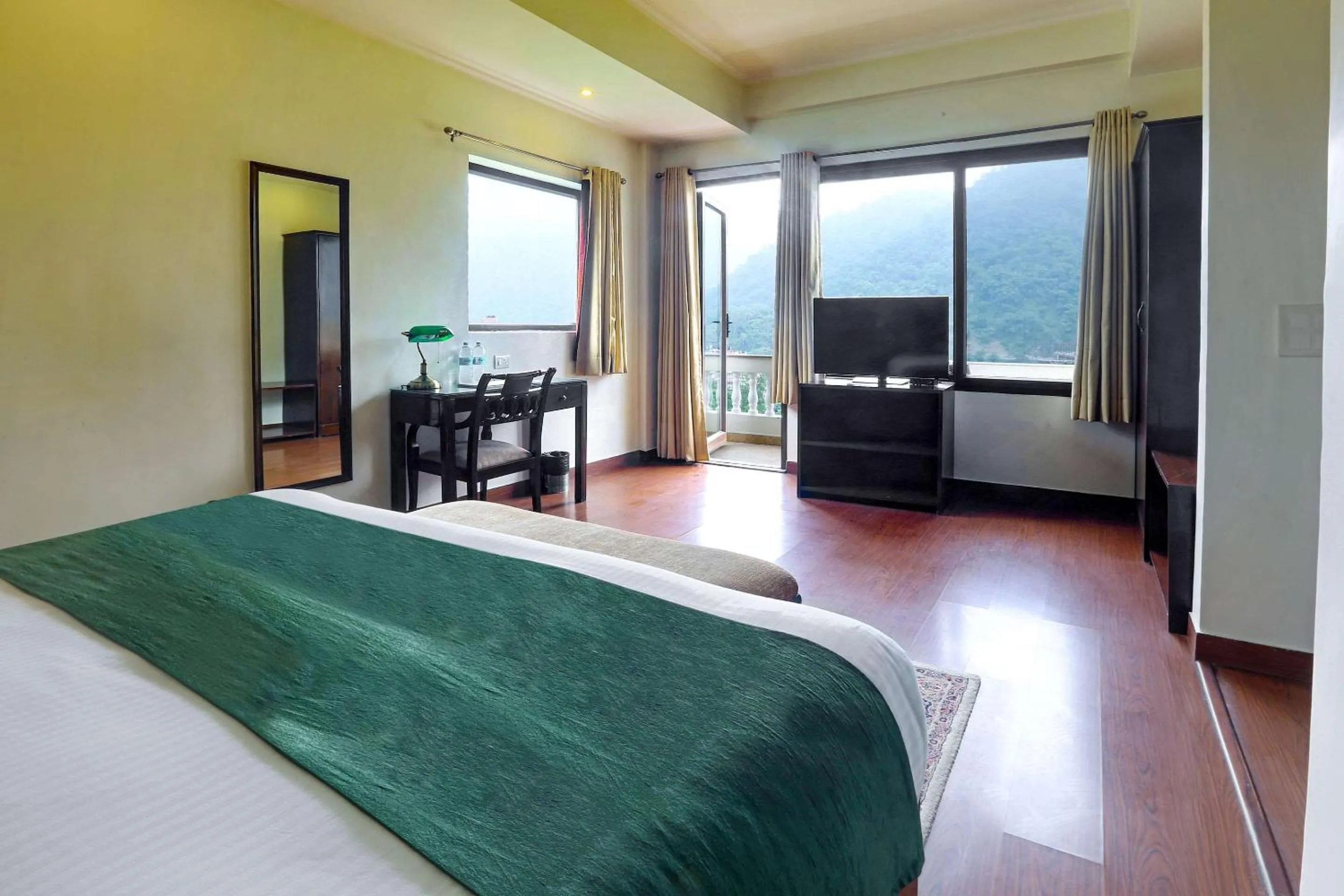 Photo of the whole room, Bed in Hotel Dewa Retreat- A Himalayan Boutique Hotel