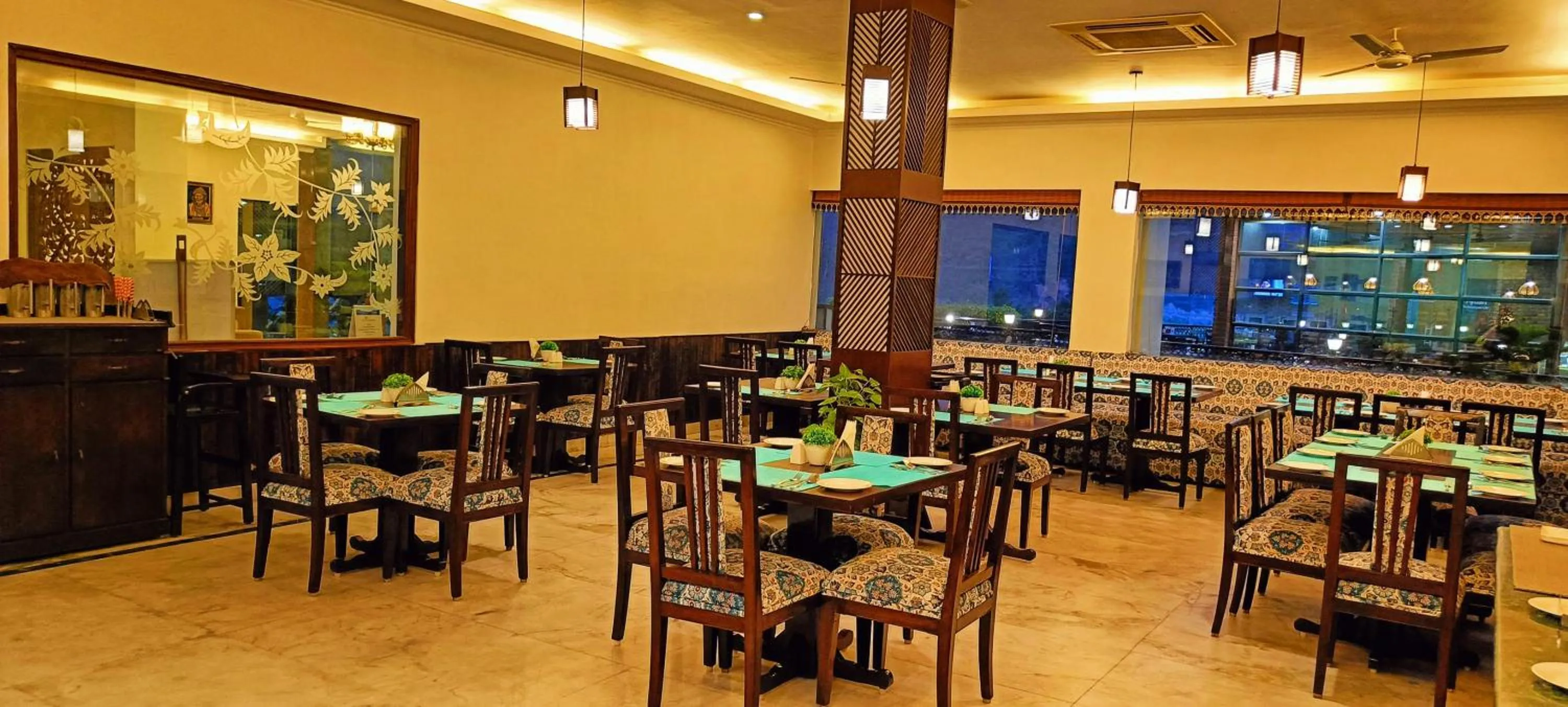 Restaurant/places to eat in Hotel Dewa Retreat- A Himalayan Boutique Hotel