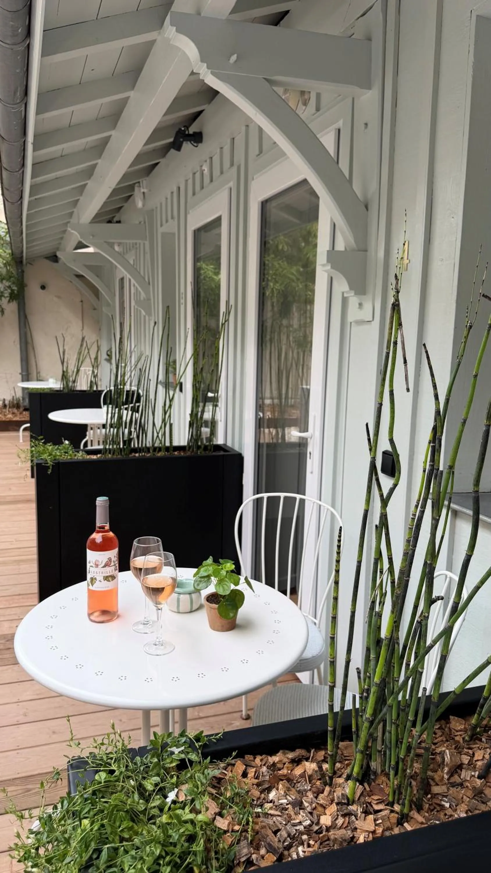 Balcony/Terrace in Hôtel Le Clos Huguerie - Boutique Hôtel - Bordeaux Centre