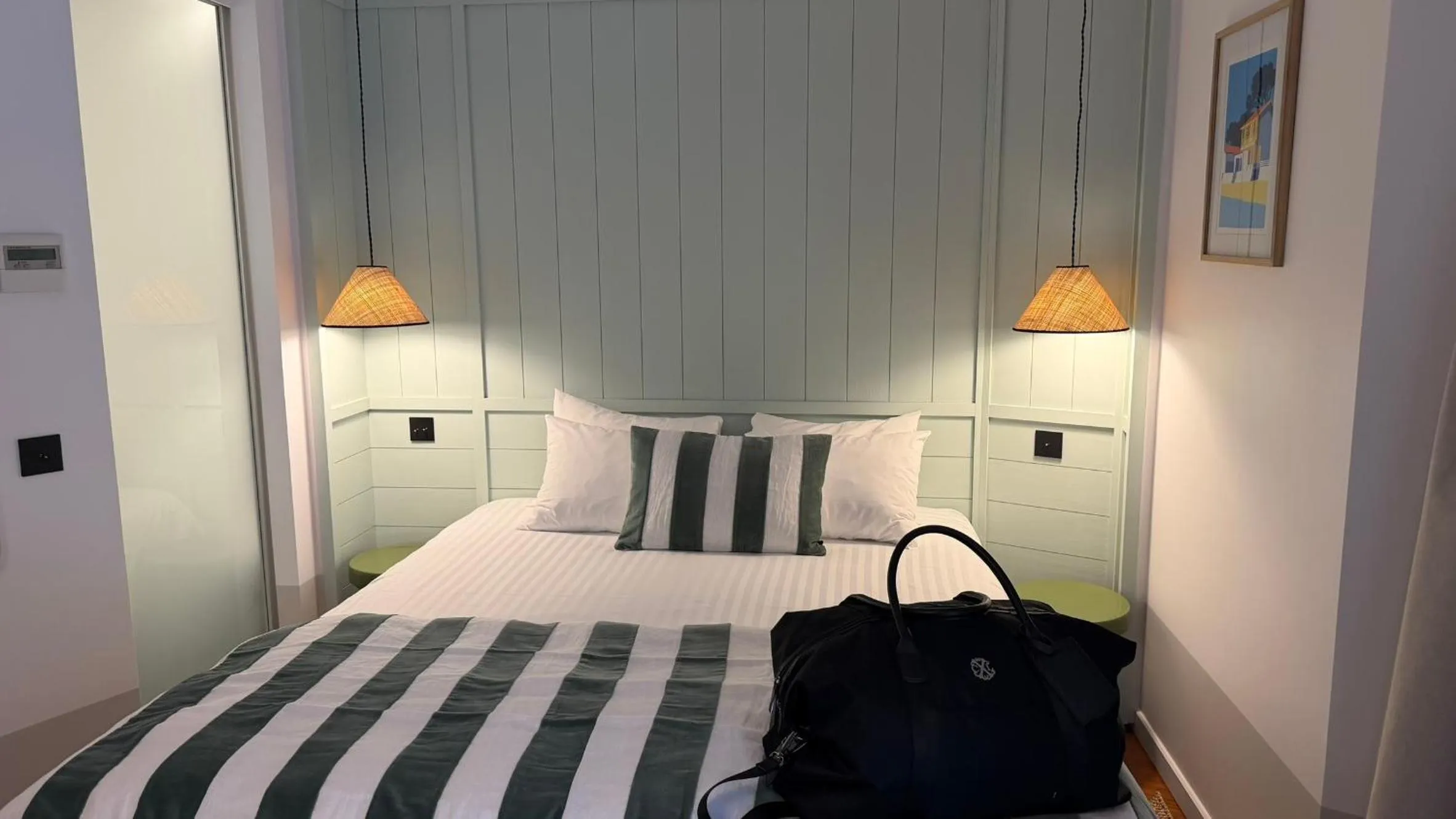 Bedroom, Bed in Hôtel Le Clos Huguerie - Boutique Hôtel - Bordeaux Centre