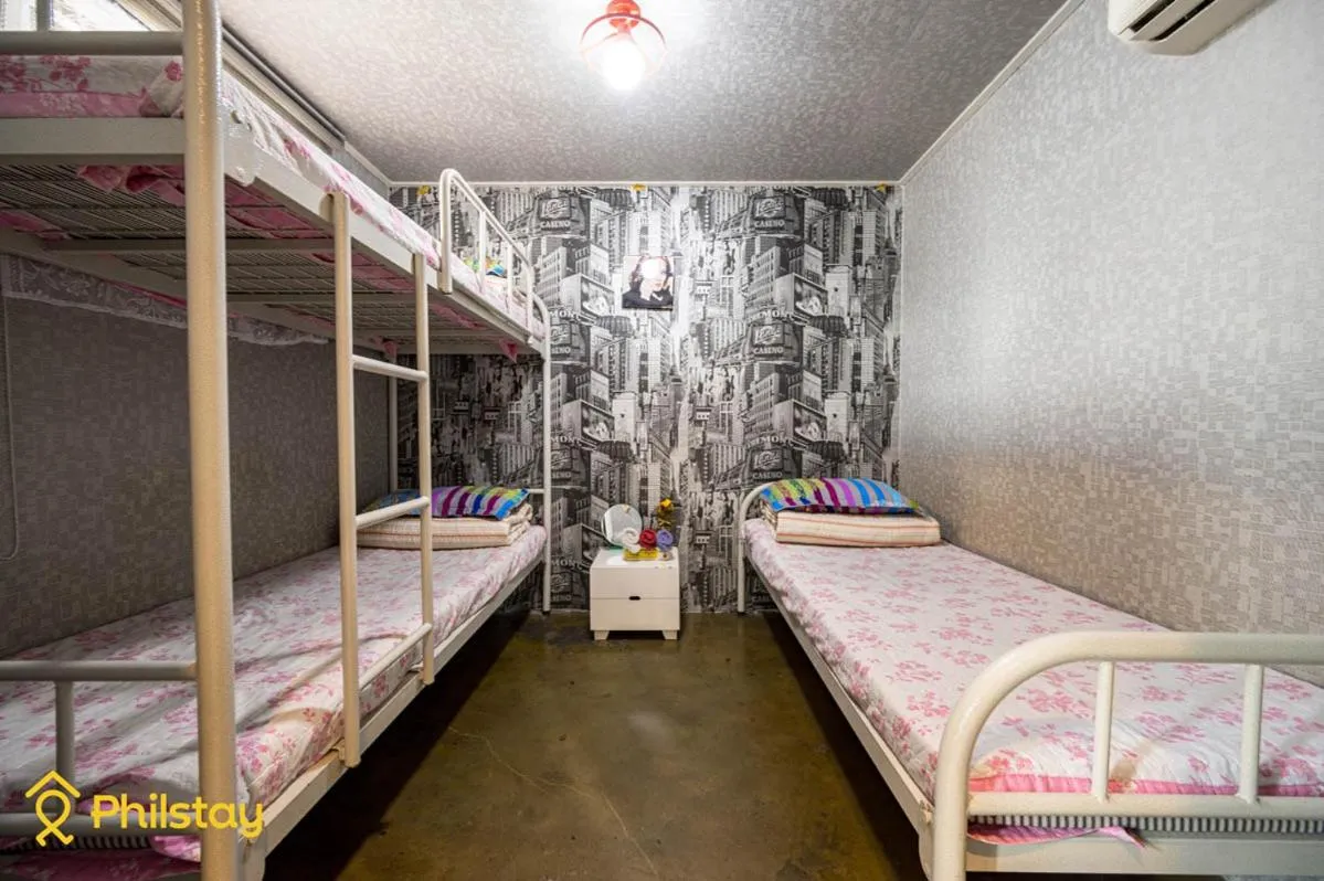 Bed in Mamas and Papas Guesthouse and Apartments in Seoul