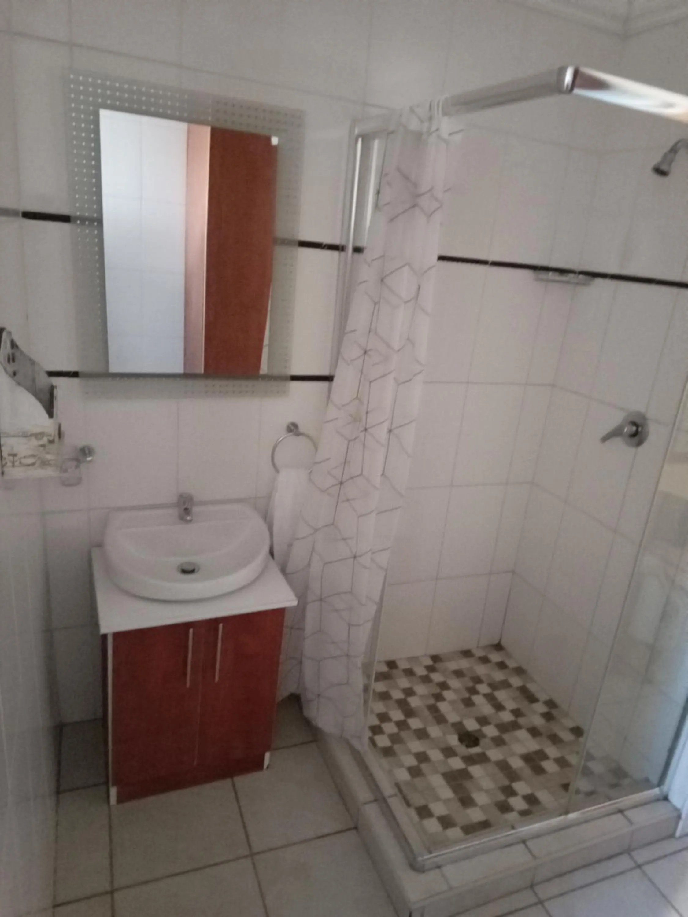 Shower in Kgatholoha guest house