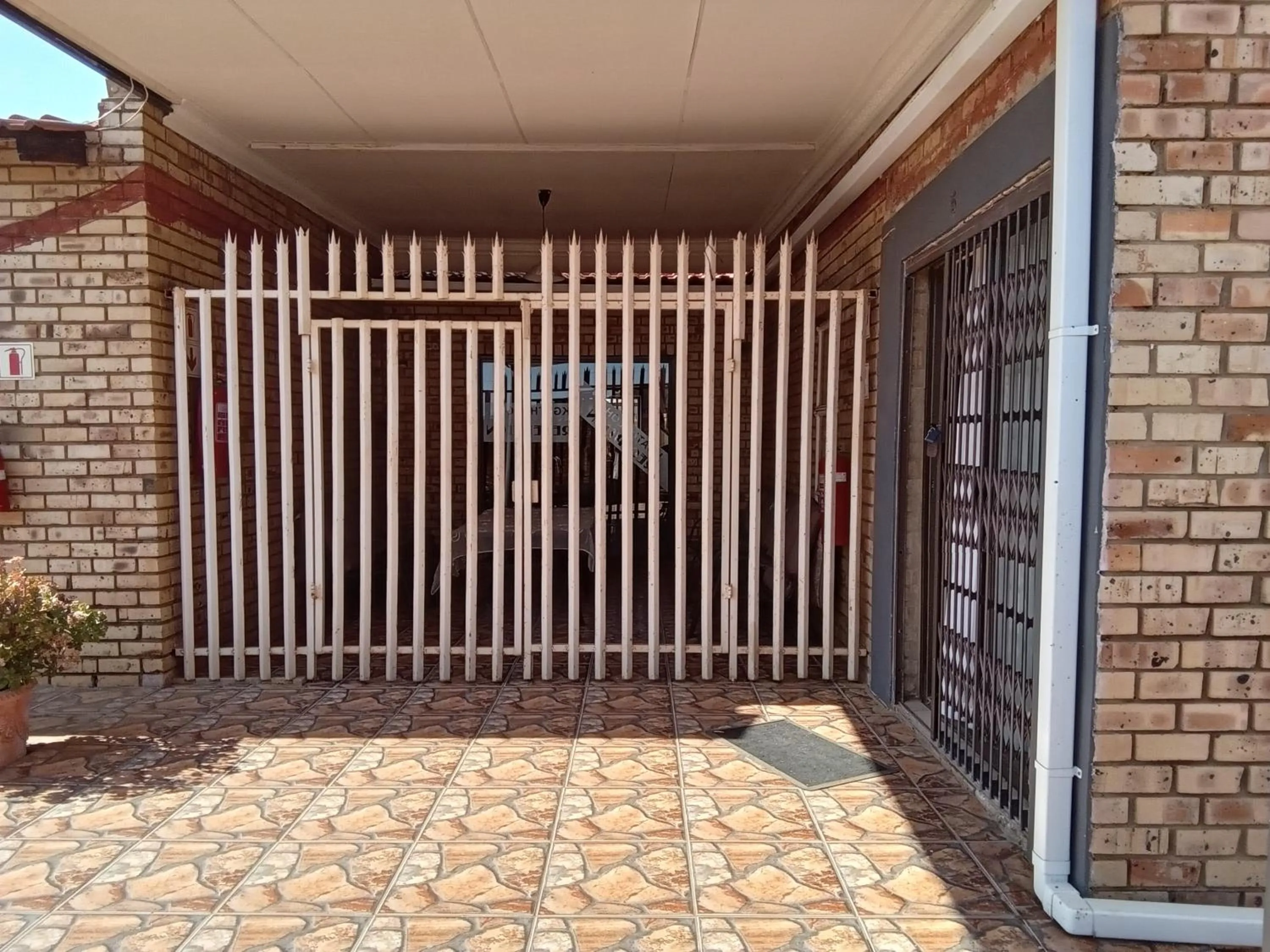 Property building in Kgatholoha guest house