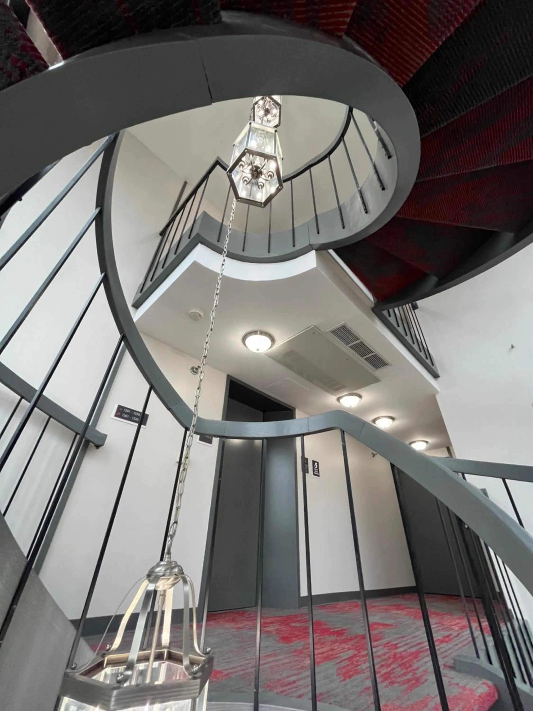 Lobby or reception in Ramada by Wyndham Milwaukee