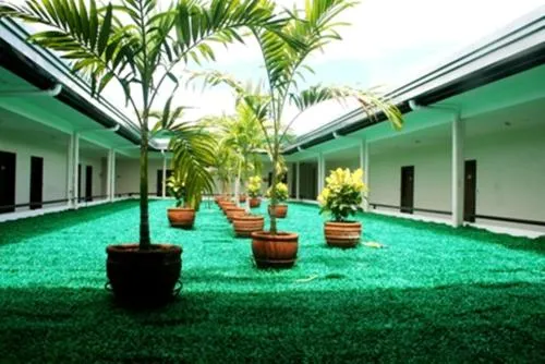 Cindy Kelly Hotel
