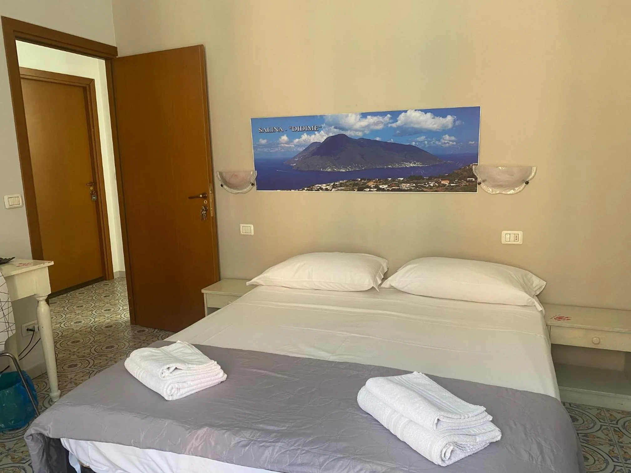 Bed in Phenicusa