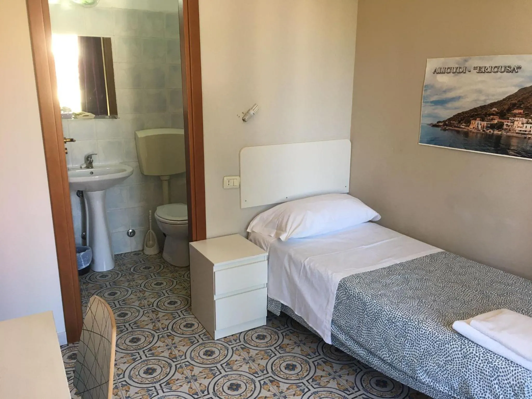 Bed in Phenicusa