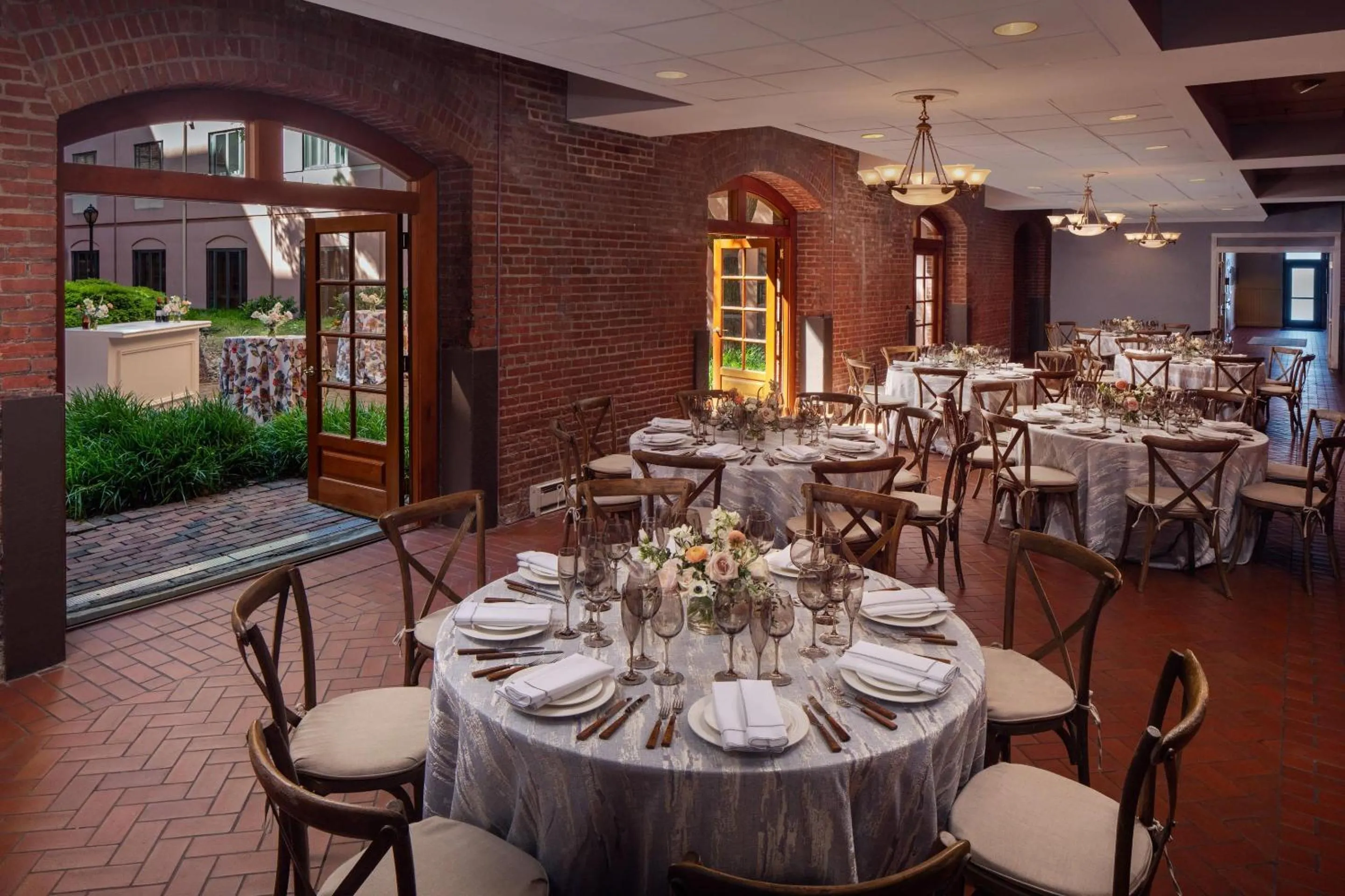 Meeting/conference room in The Inn at Henderson's Wharf, an Ascend Collection Hotel