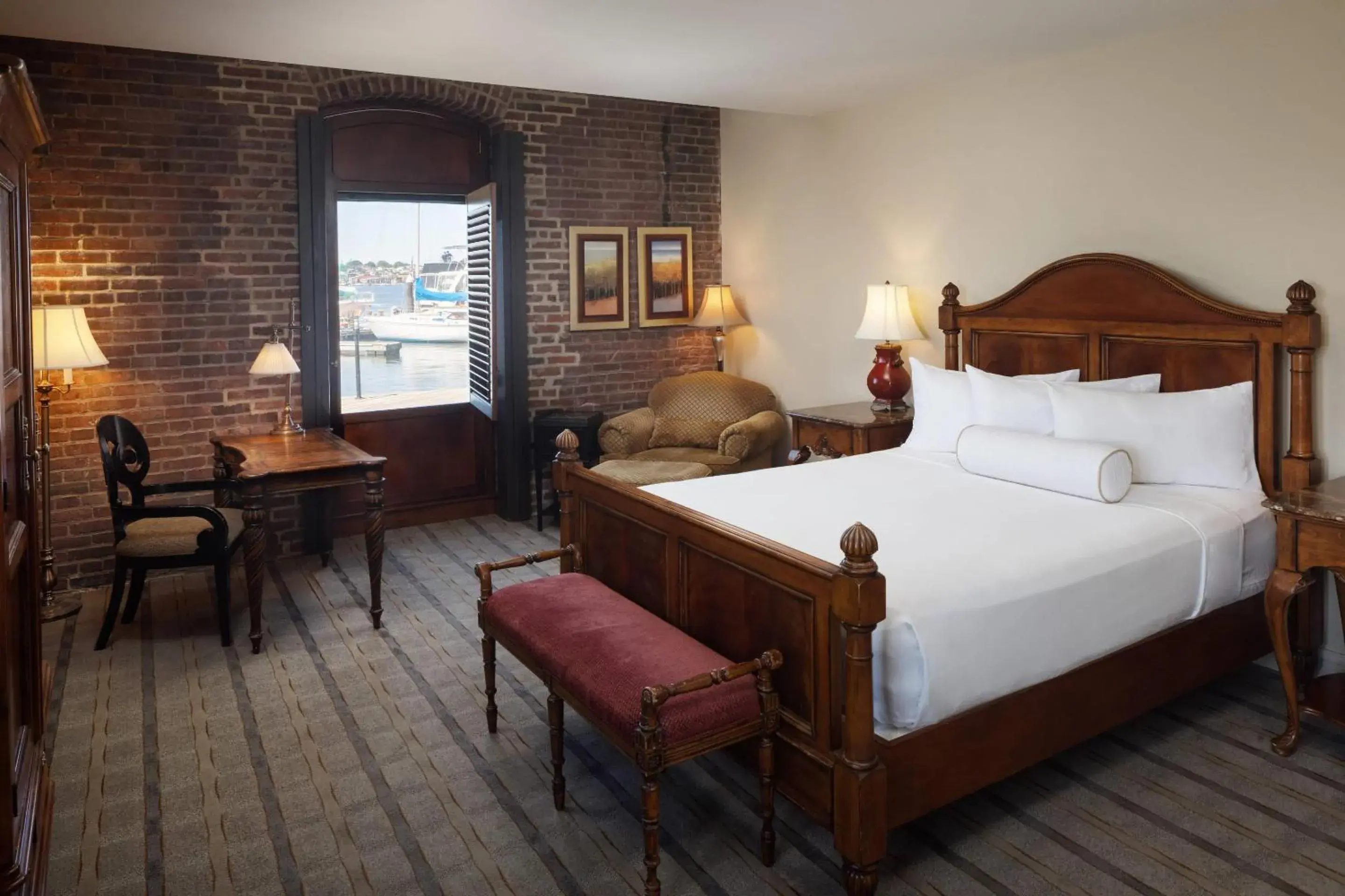 1 Queen Bed, Harbor View in The Inn at Henderson's Wharf, an Ascend Collection Hotel 1 Queen Bed, Harbor View in The Inn at Henderson's Wharf, an Ascend Collection Hotel