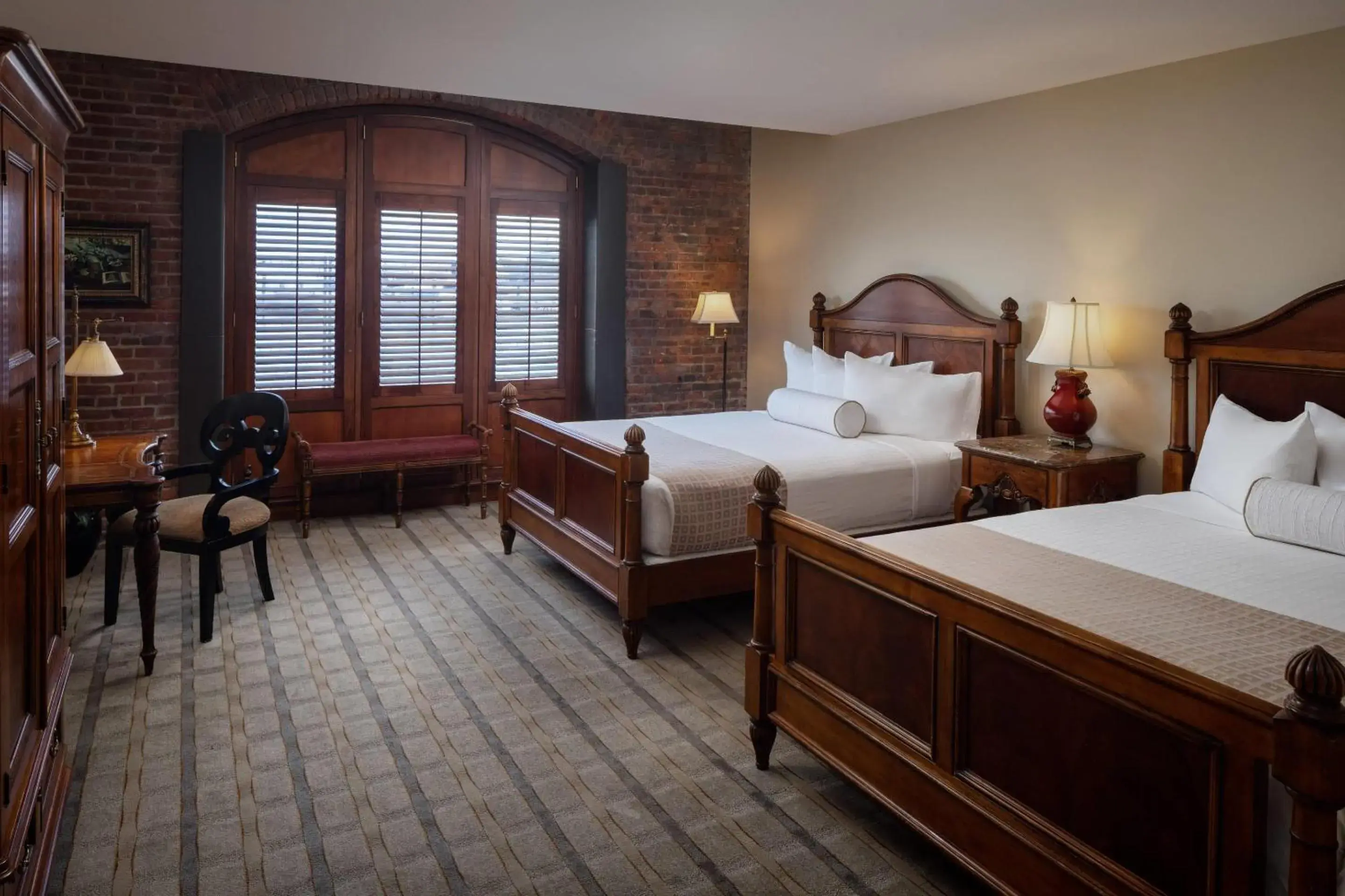 Bedroom, Bed in The Inn at Henderson's Wharf, an Ascend Collection Hotel Bedroom, Bed in The Inn at Henderson's Wharf, an Ascend Collection Hotel