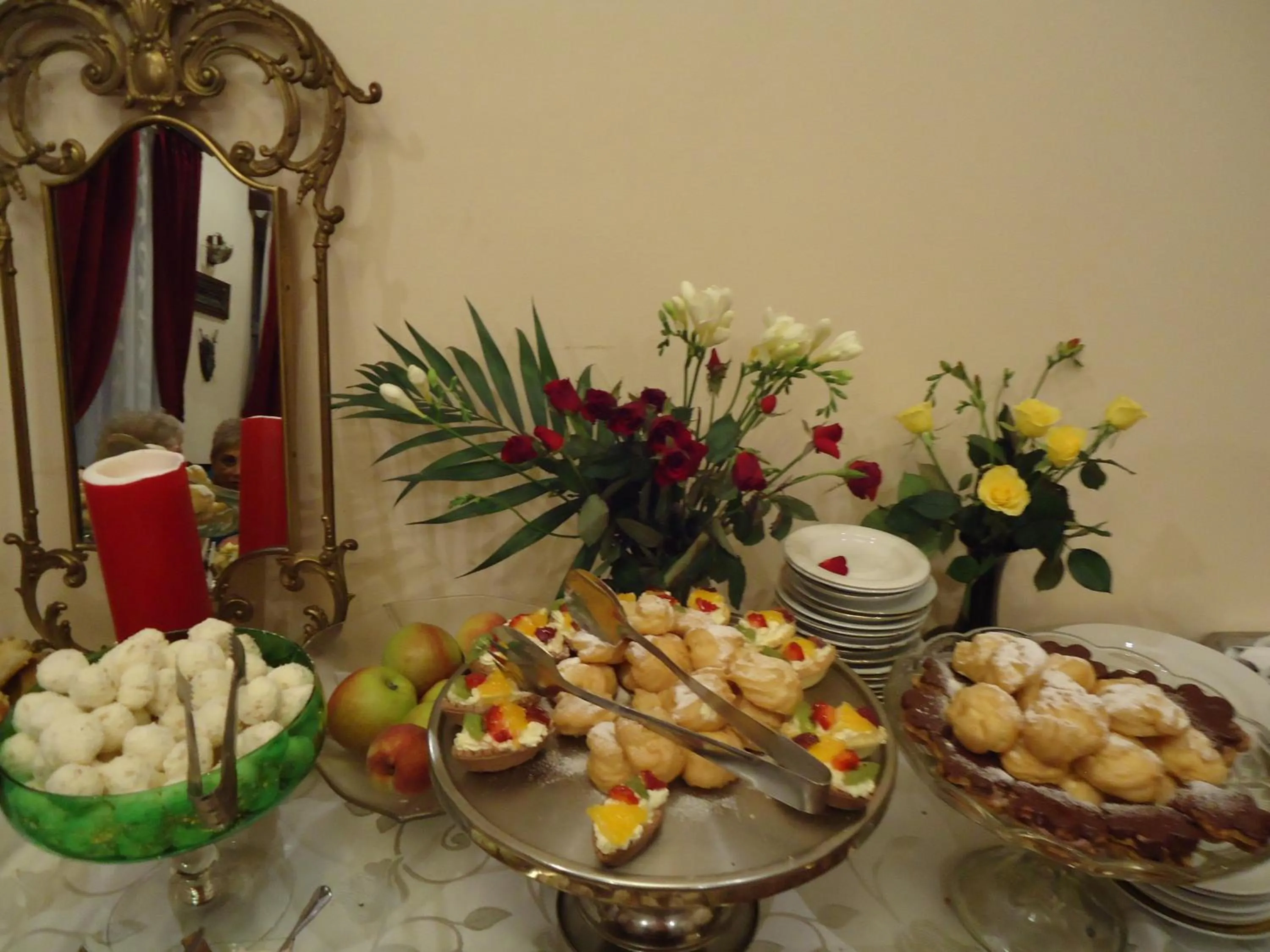 Buffet breakfast in VILA Corviniana