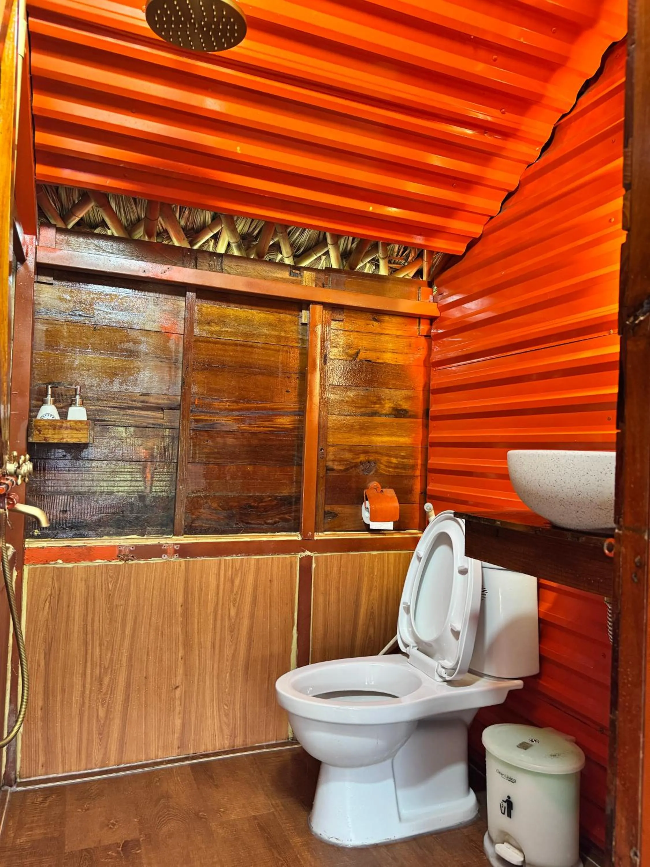 Shower in JoyStay