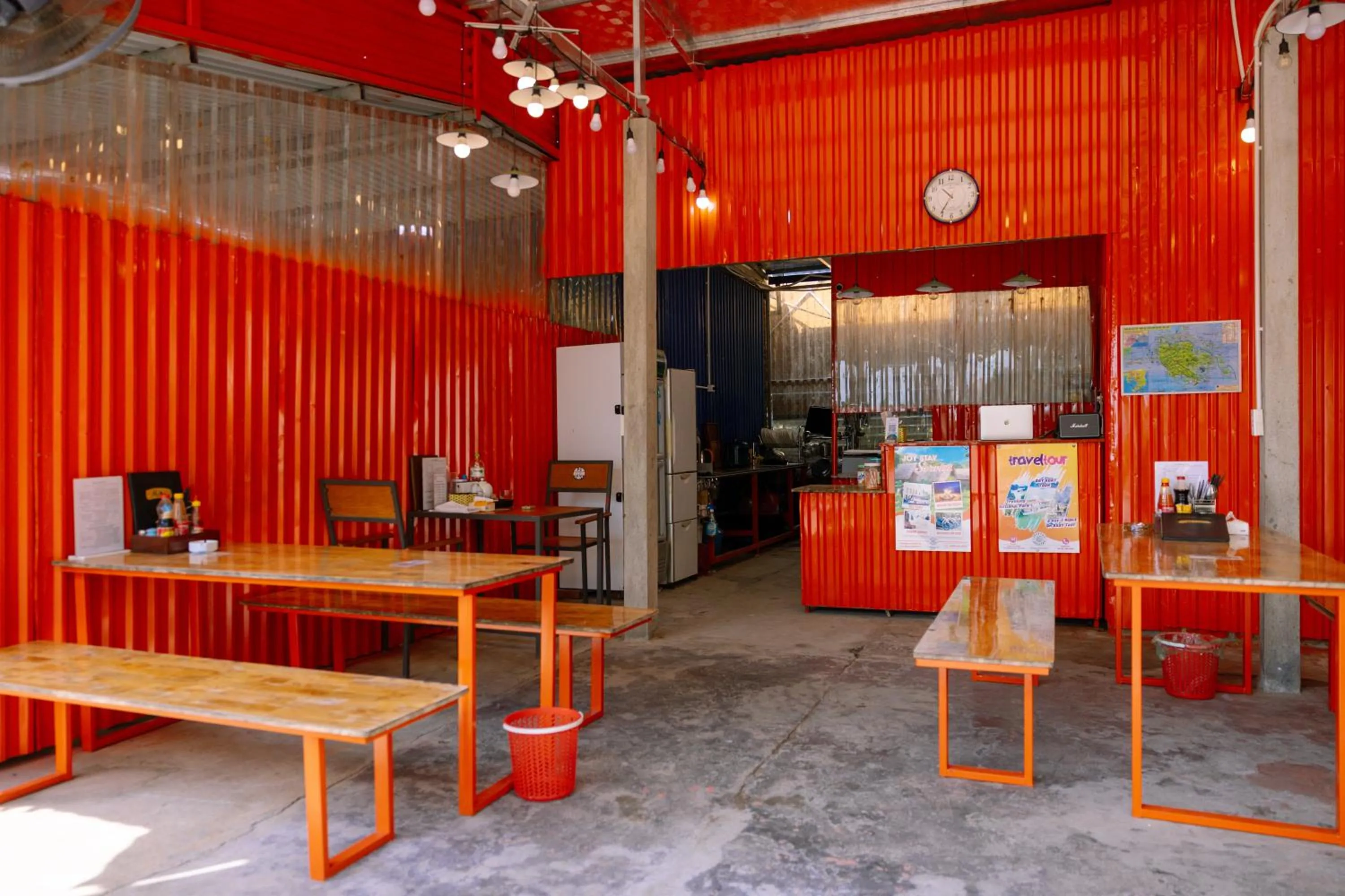 Restaurant/places to eat in JoyStay
