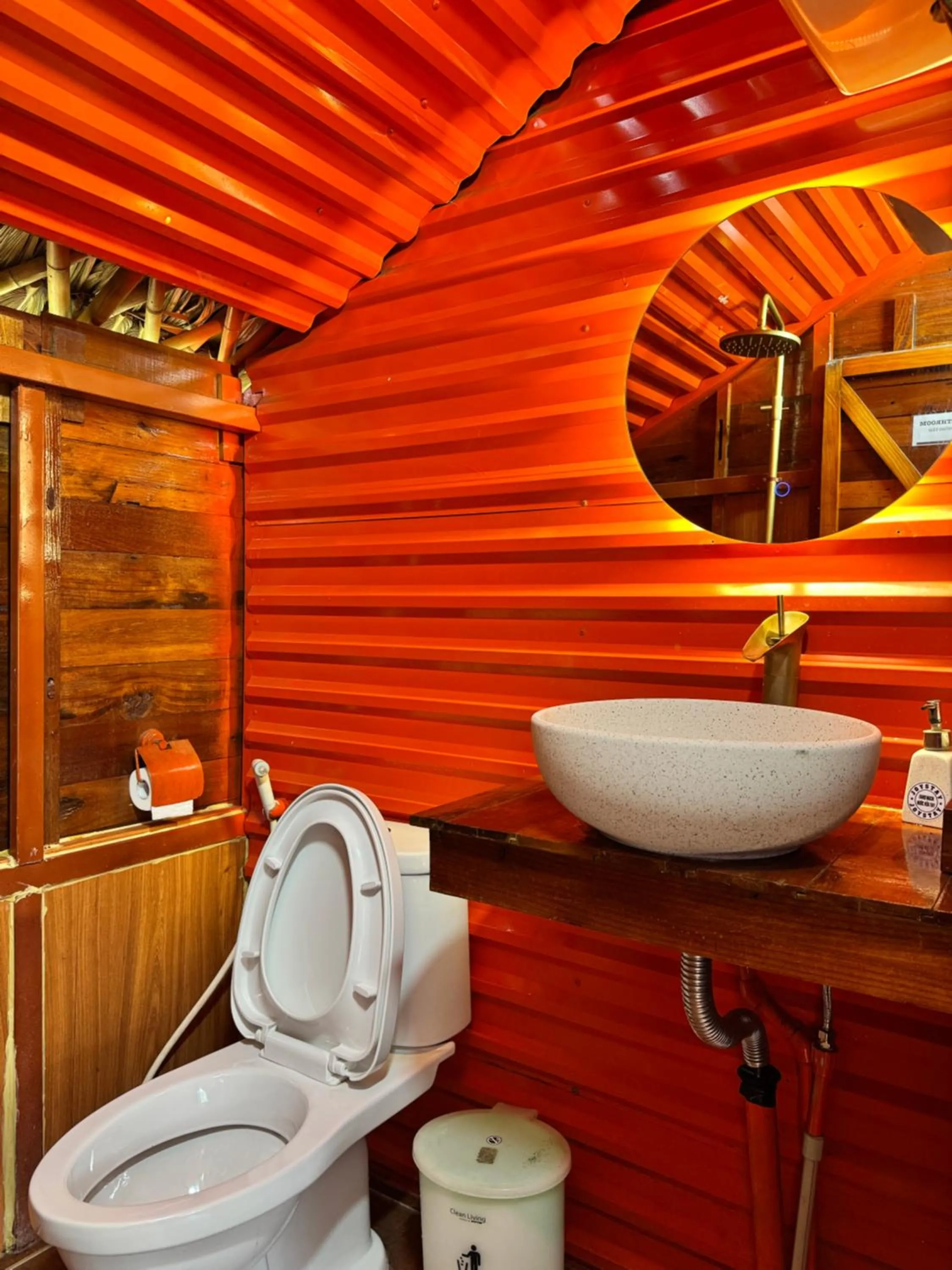 Shower in JoyStay