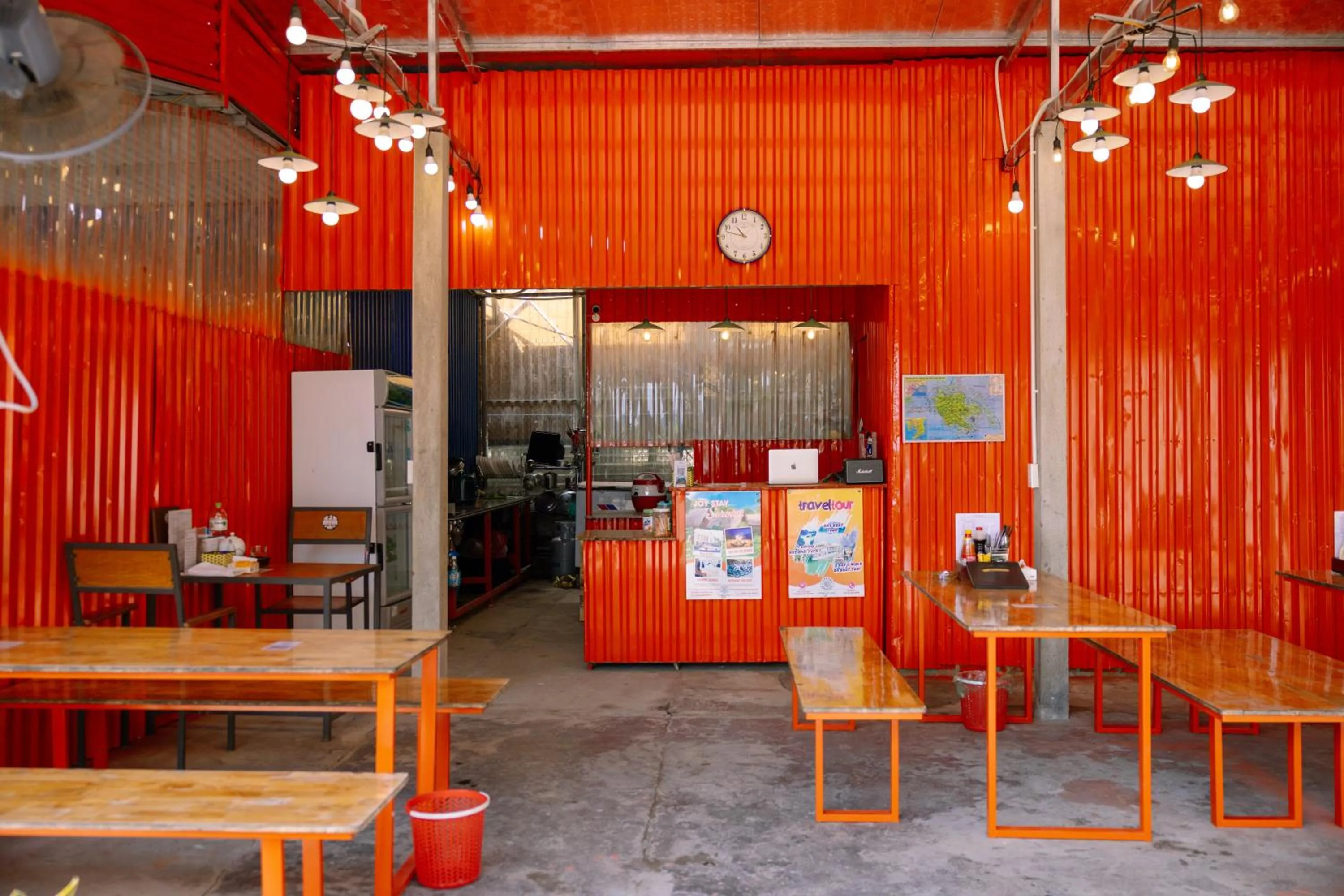 Restaurant/places to eat in JoyStay