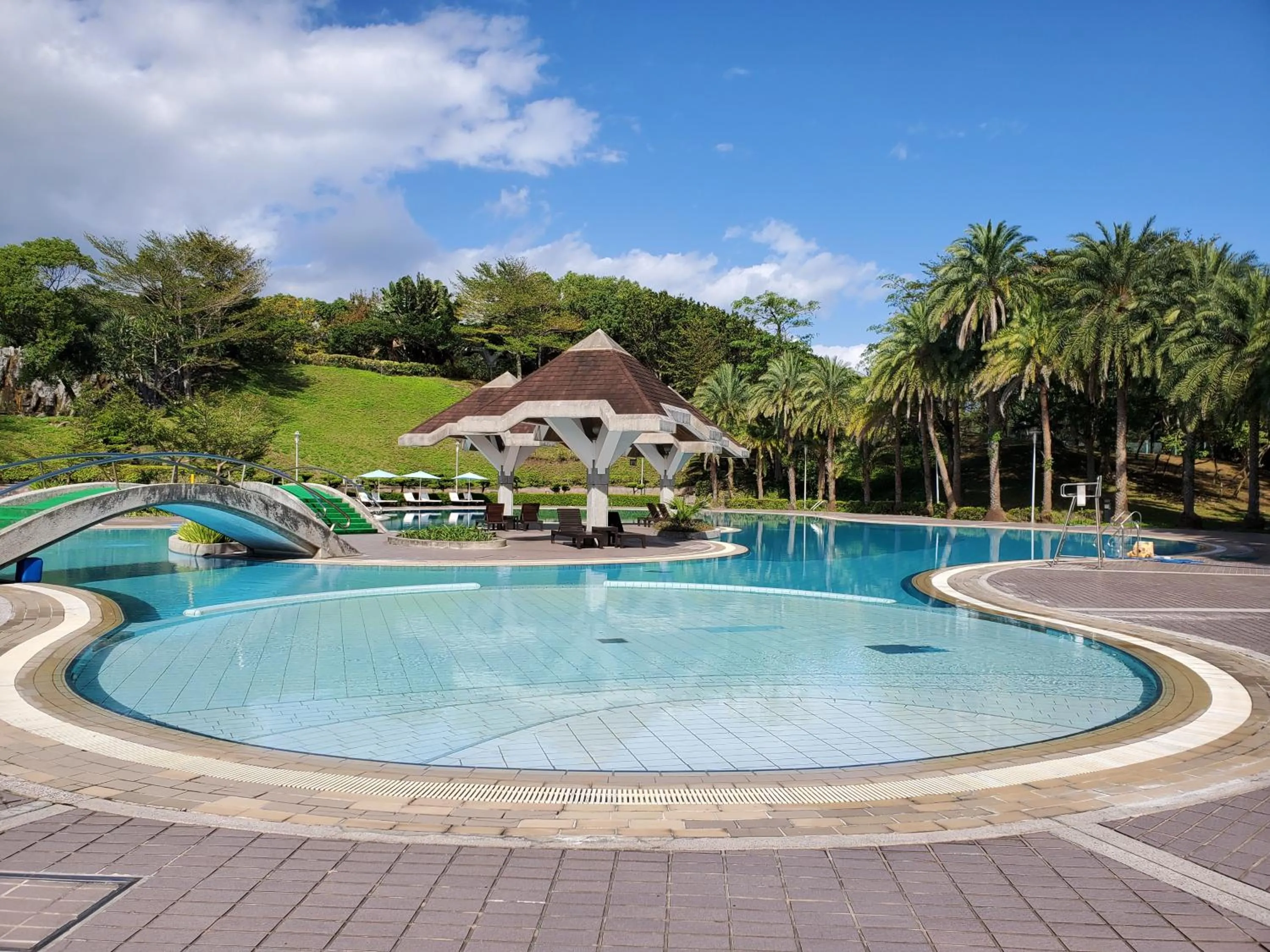 Swimming pool in Parkview Hotels & Resorts