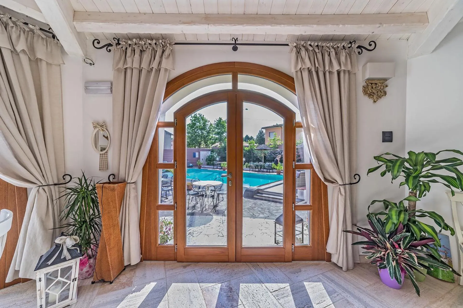 Restaurant/places to eat in Il Giardino Degli Aranci