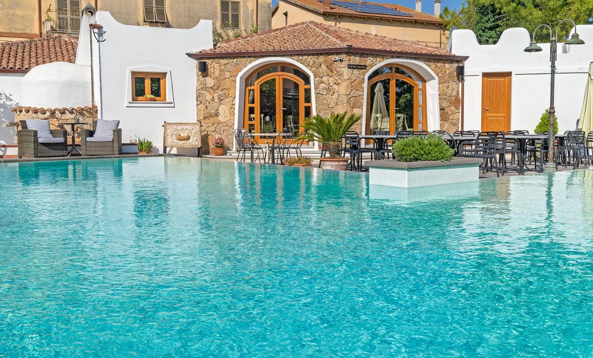 Entertainment in Il Giardino Degli Aranci