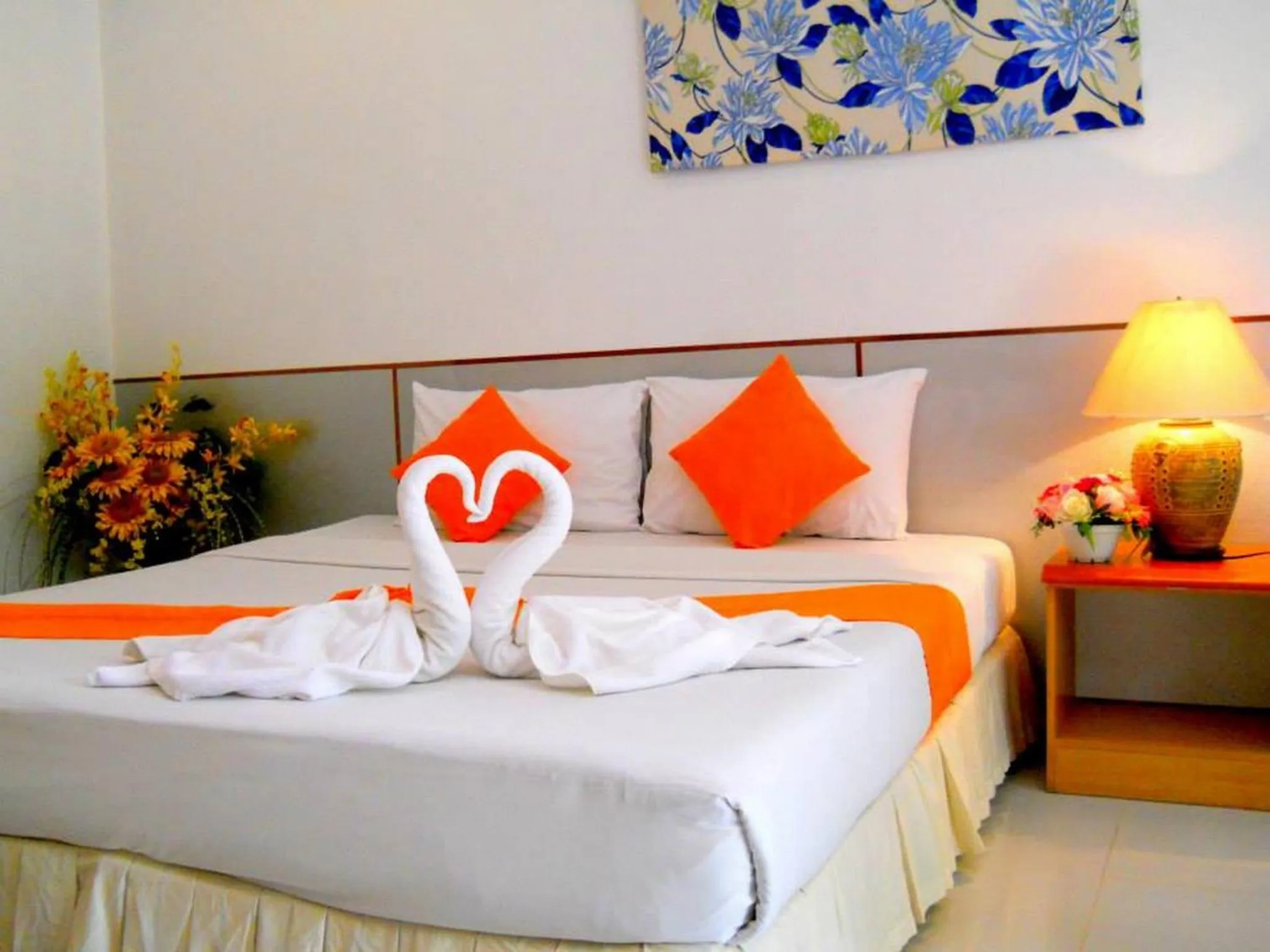 Bed in Muaklek Paradise Resort